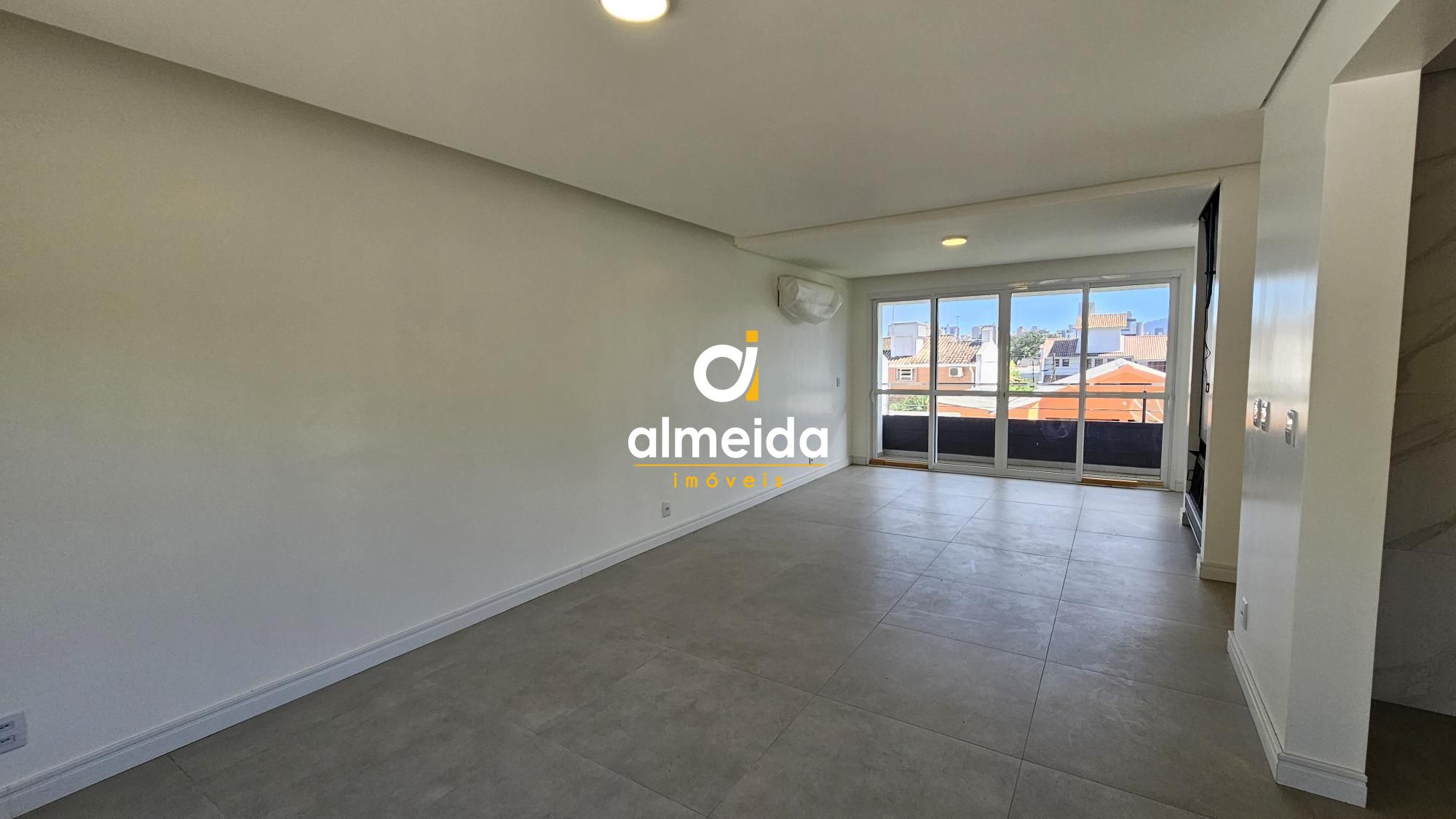 Casa à venda com 3 quartos, 300m² - Foto 17