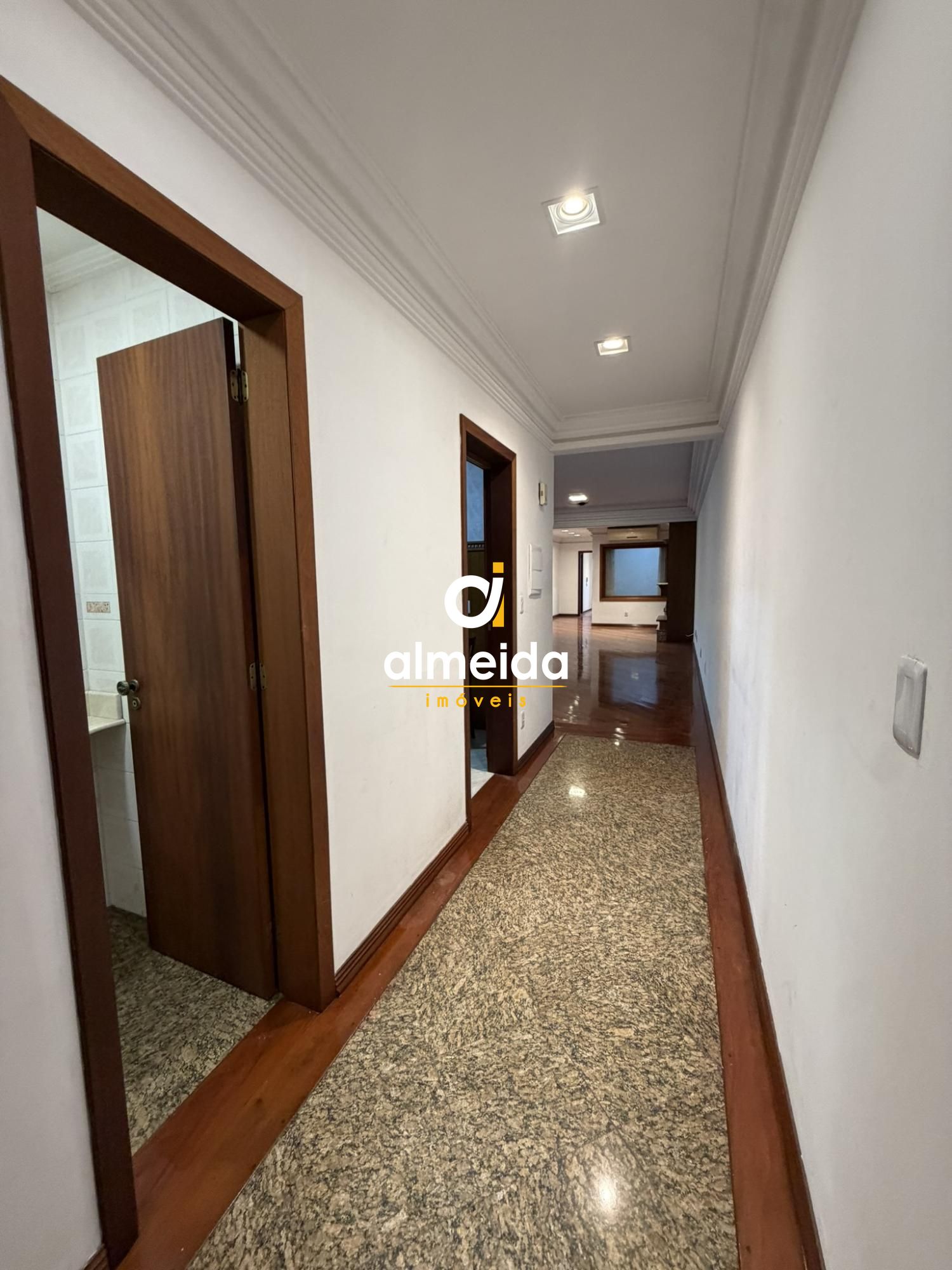 Apartamento 3 dormitorios no bairro nossa senhora medianeira