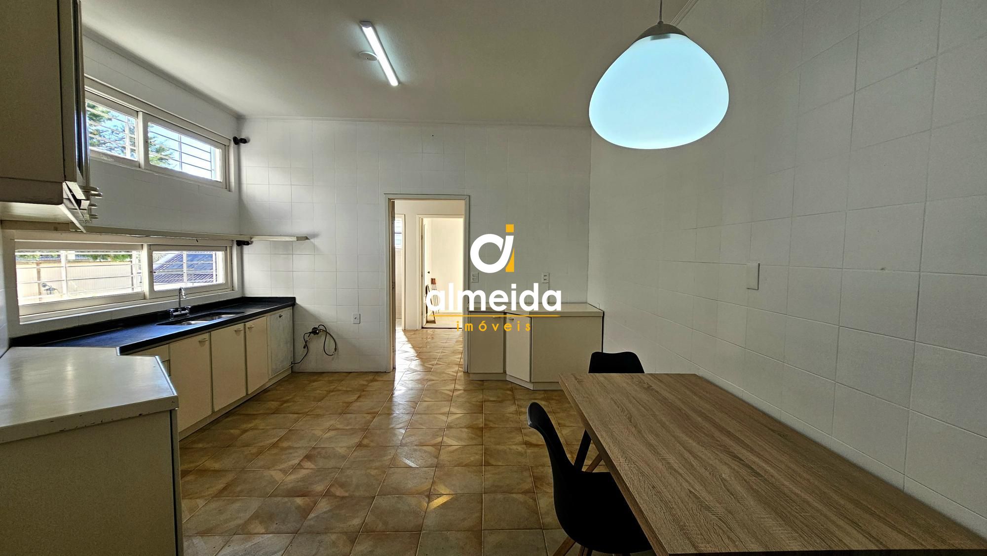 Casa à venda com 4 quartos, 480m² - Foto 16