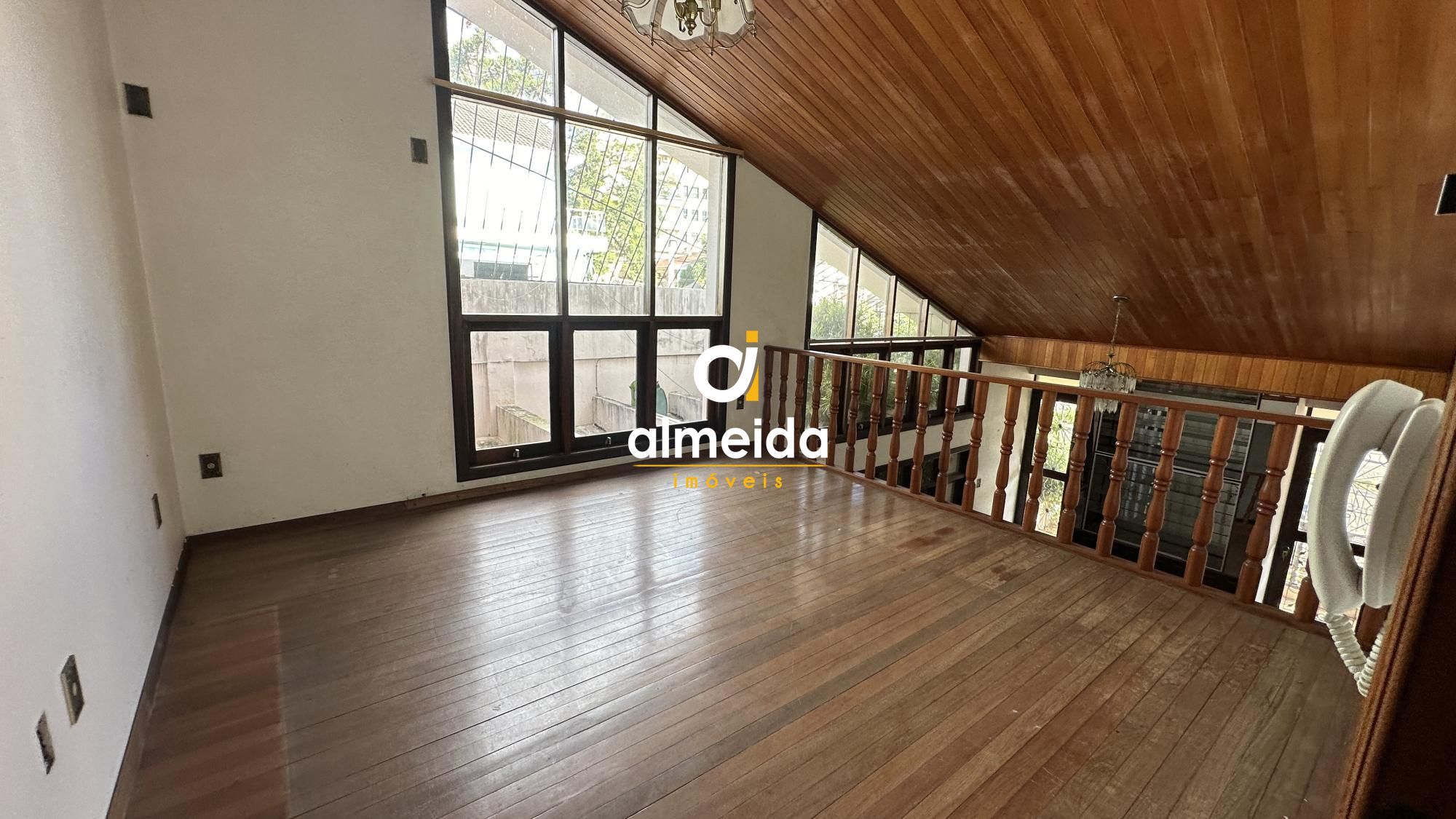 Casa à venda e aluguel com 3 quartos, 257m² - Foto 44