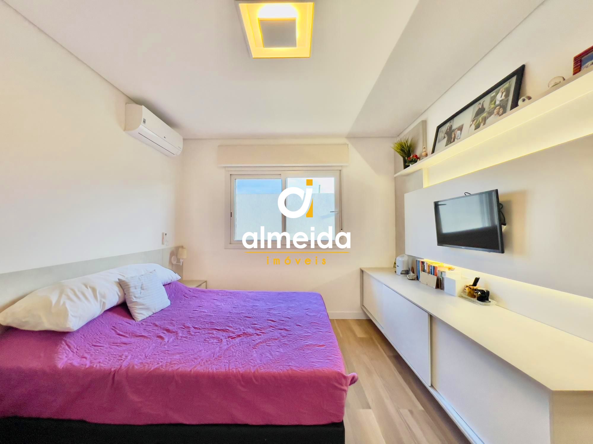 Casa à venda com 3 quartos, 207m² - Foto 18