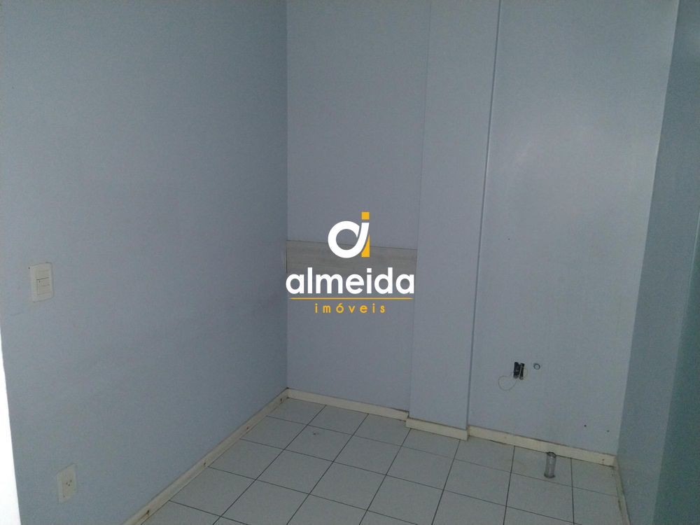 Conjunto Comercial-Sala para alugar com 8 quartos, 215m² - Foto 6