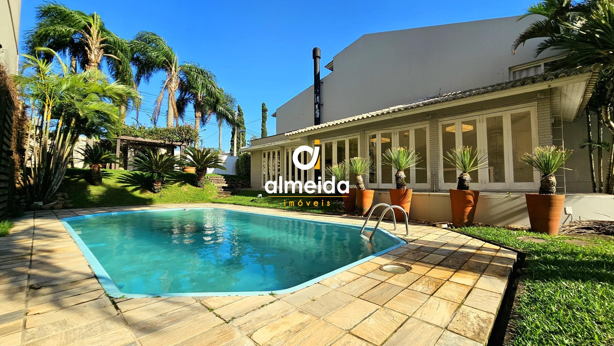 Casa, 4 quartos, 480 m² - Foto 1