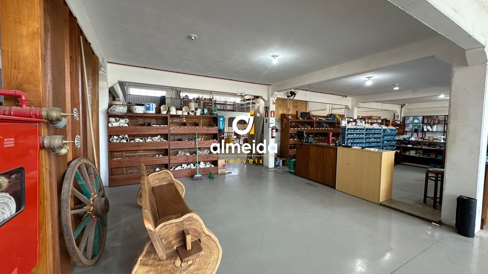 Pavilhão comercial em santa maria