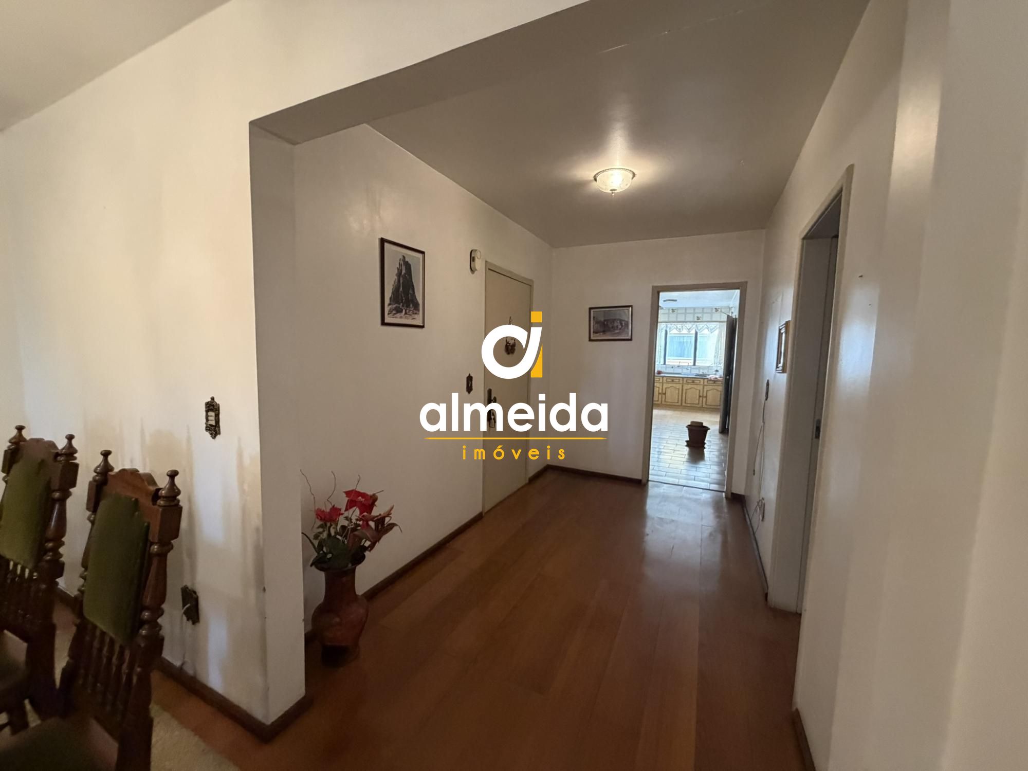 Apartamento com 4 quartos no centro, próximo ao vitta center