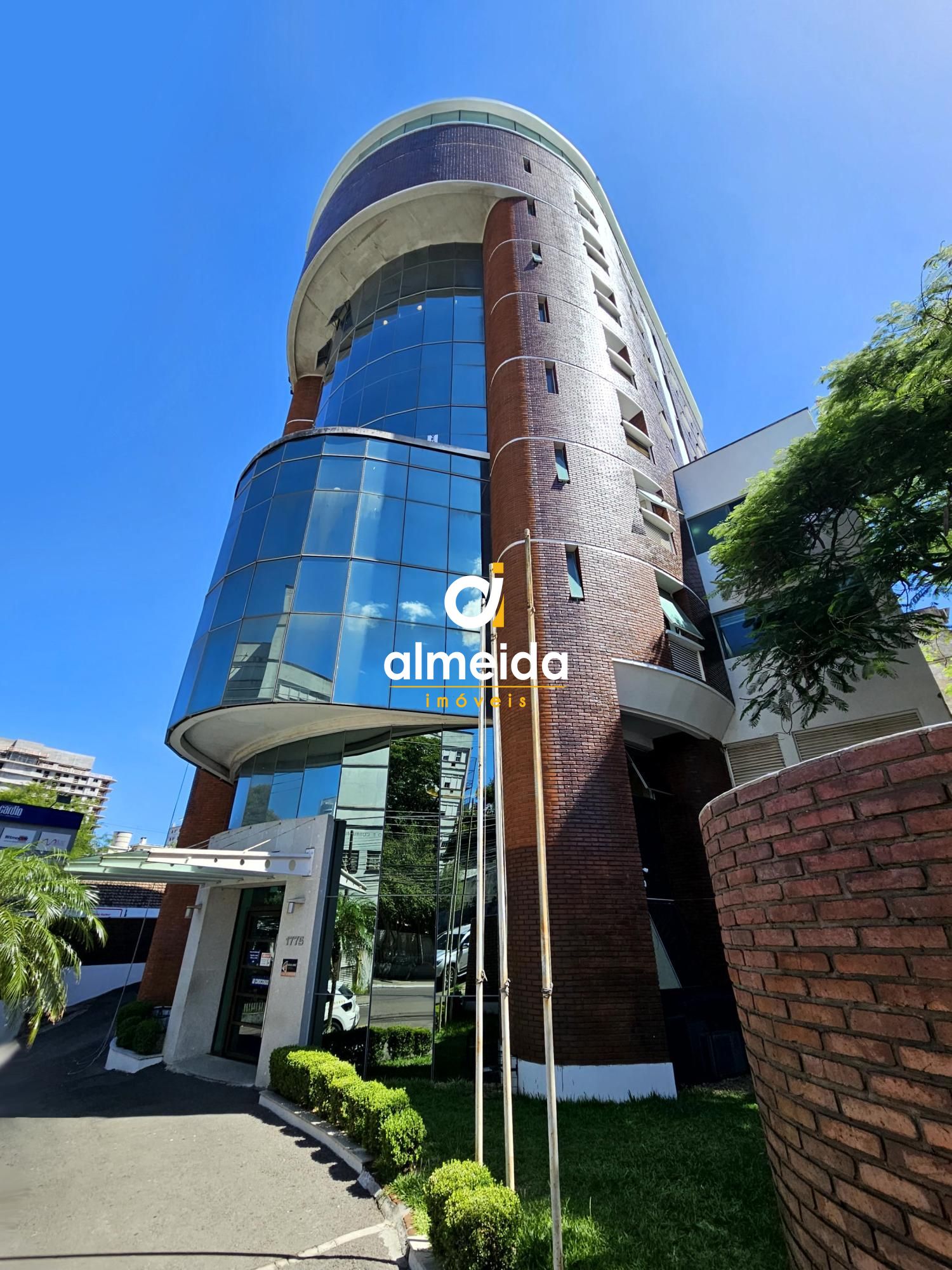 Sala comercial à venda  no Centro - Santa Maria, RS. Imóveis
