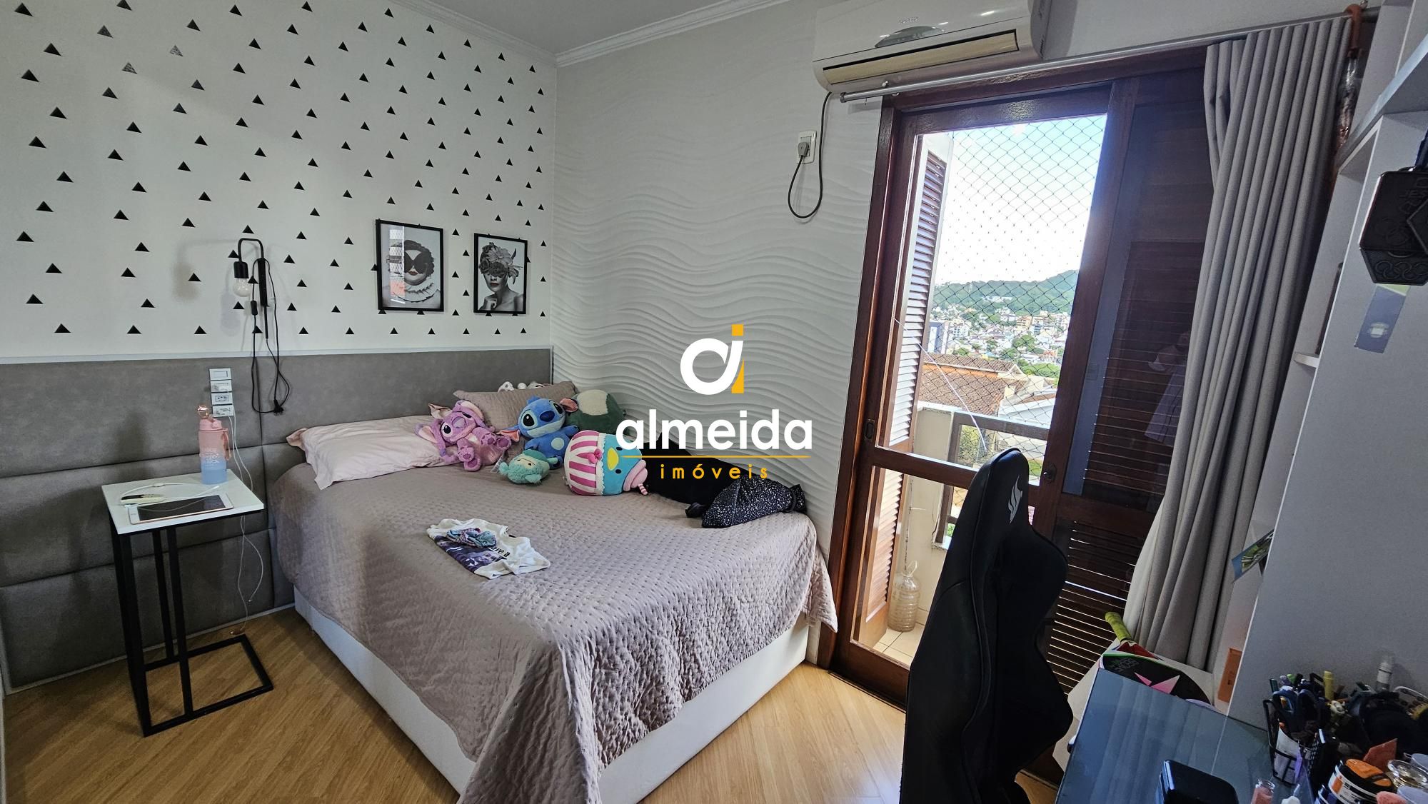 Apartamento à venda com 3 quartos, 137m² - Foto 22