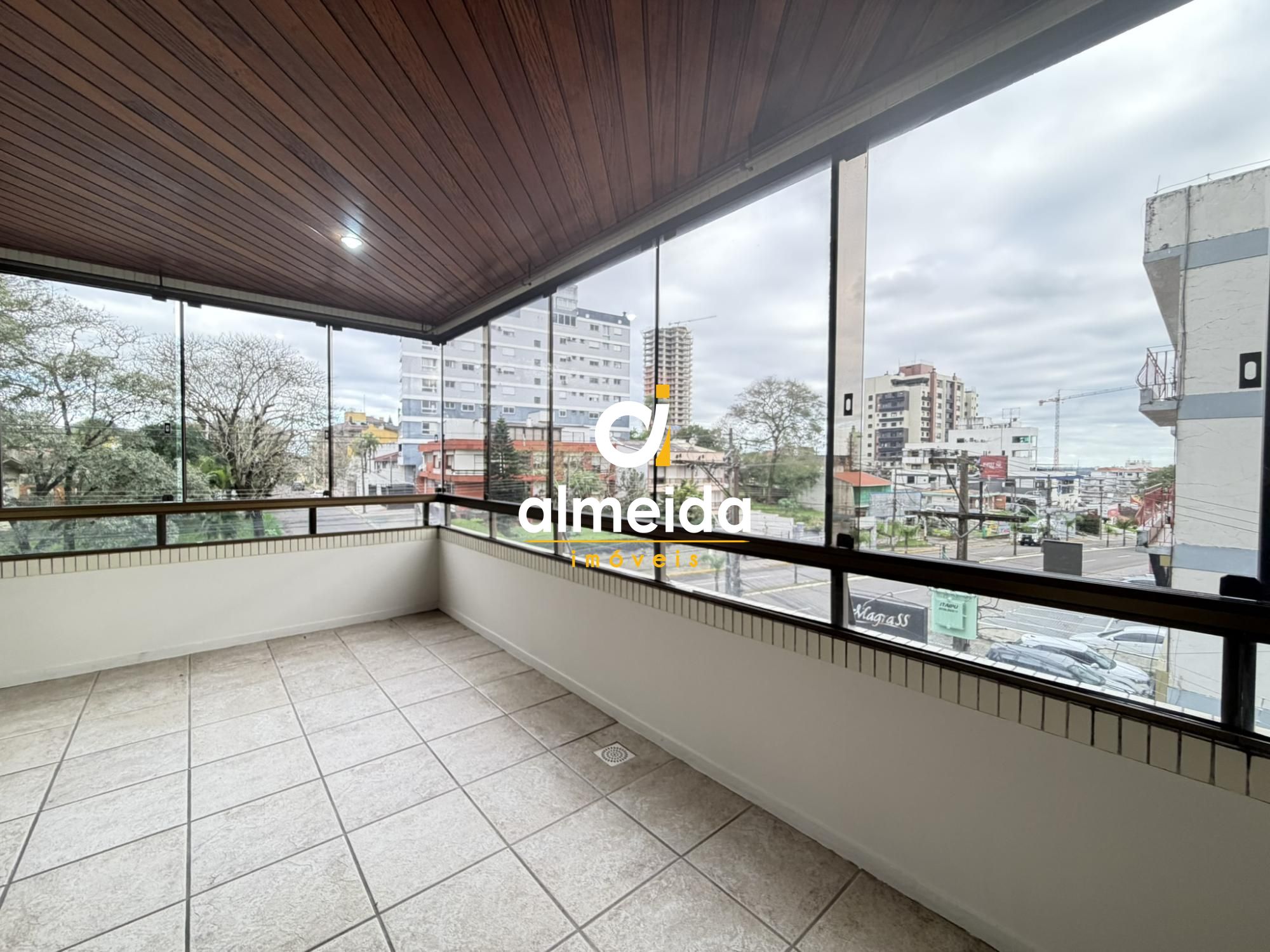 Apartamento 3 dormitorios em santa maria rs
