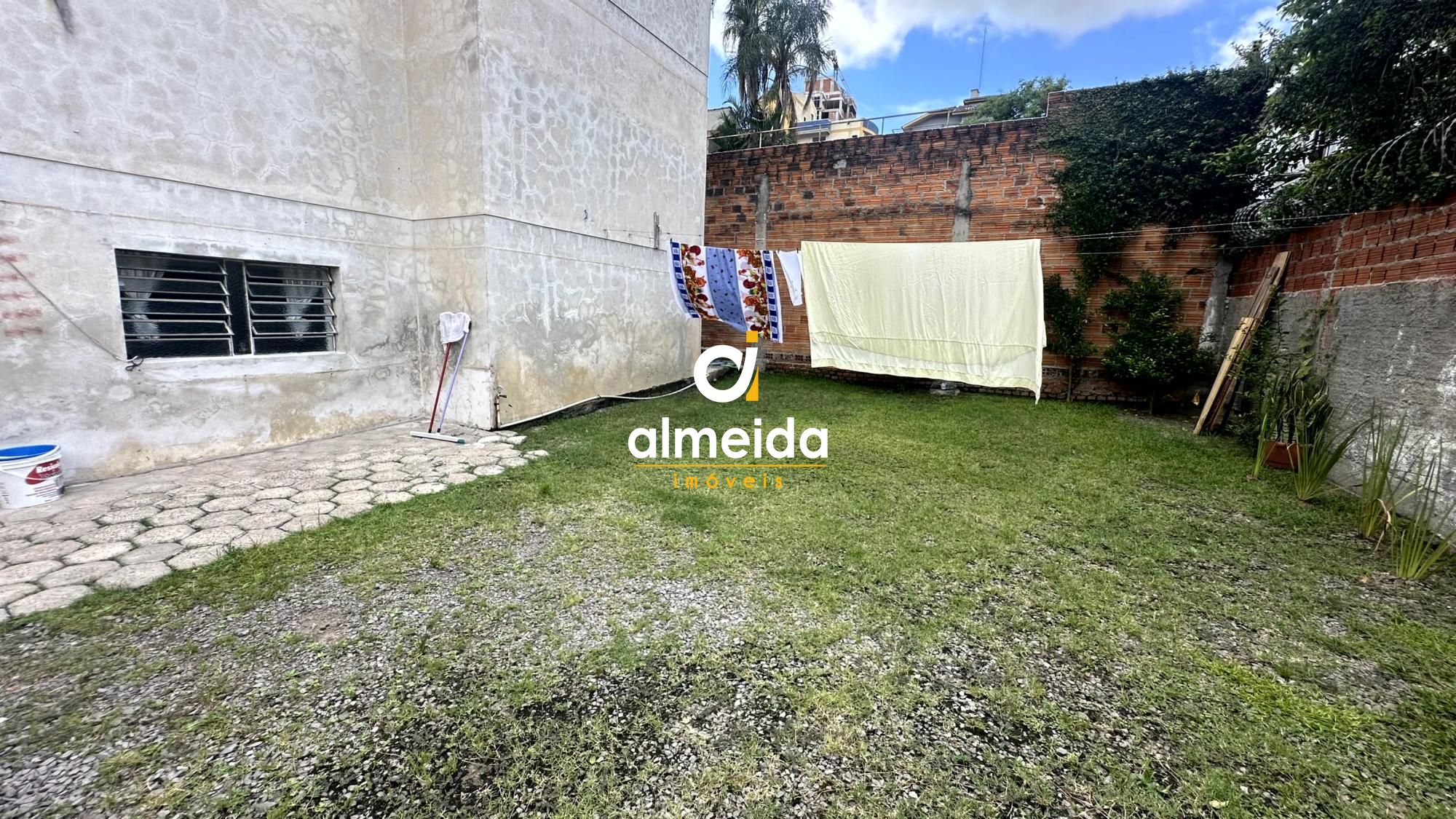 Casa Comercial à venda com 8 quartos, 500m² - Foto 16