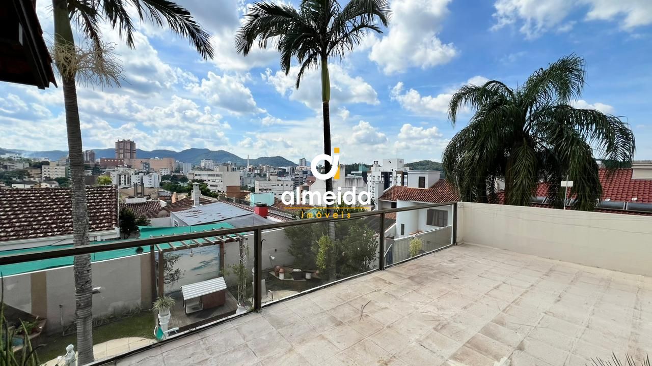 Casa à venda e aluguel com 4 quartos, 364m² - Foto 14