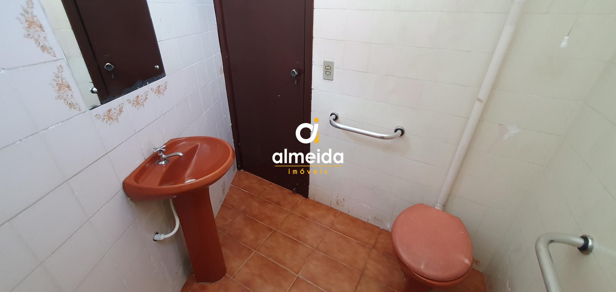 Sobrado à venda com 3 quartos, 234m² - Foto 11