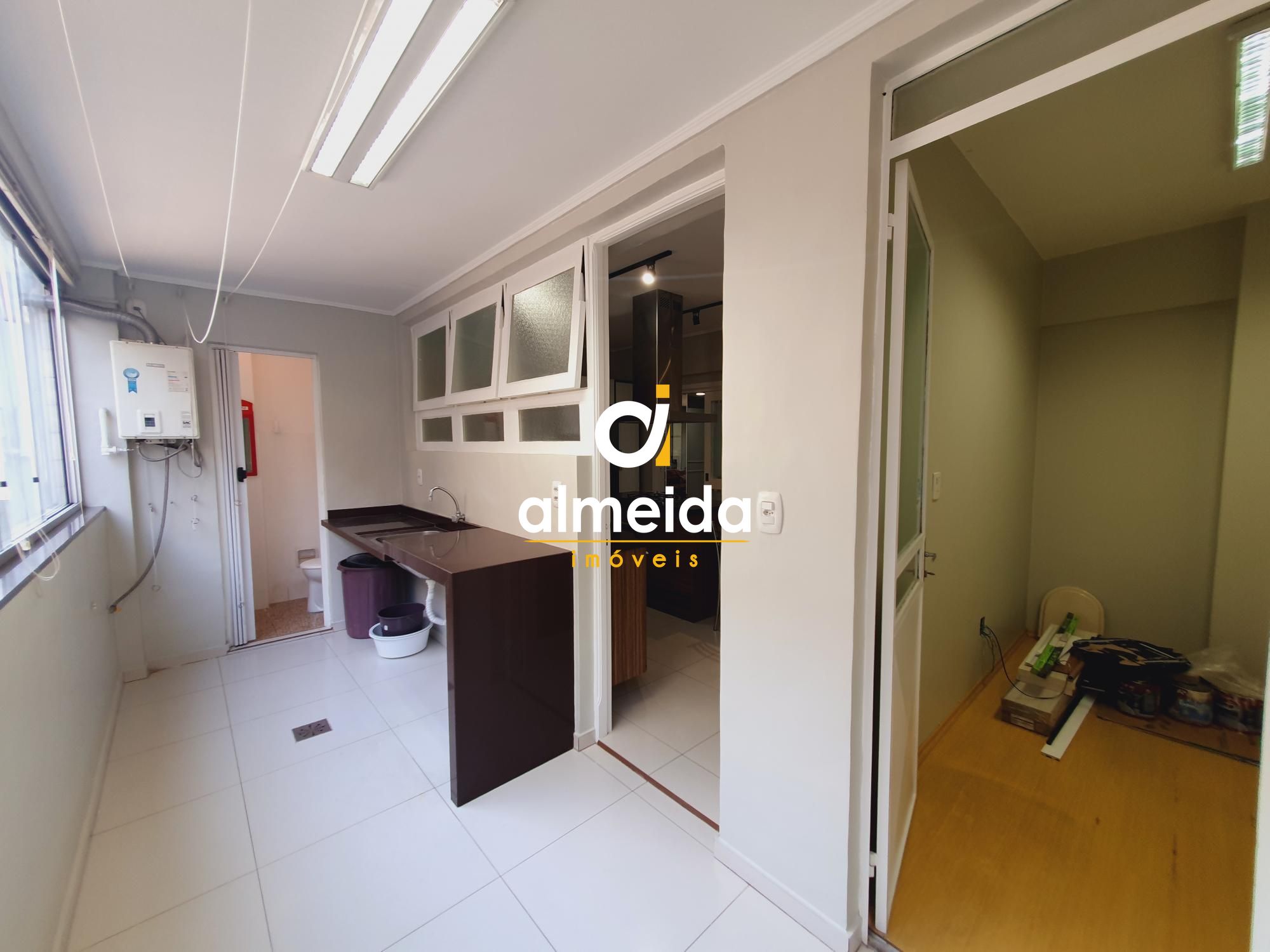 Apartamento à venda com 3 quartos, 217m² - Foto 80