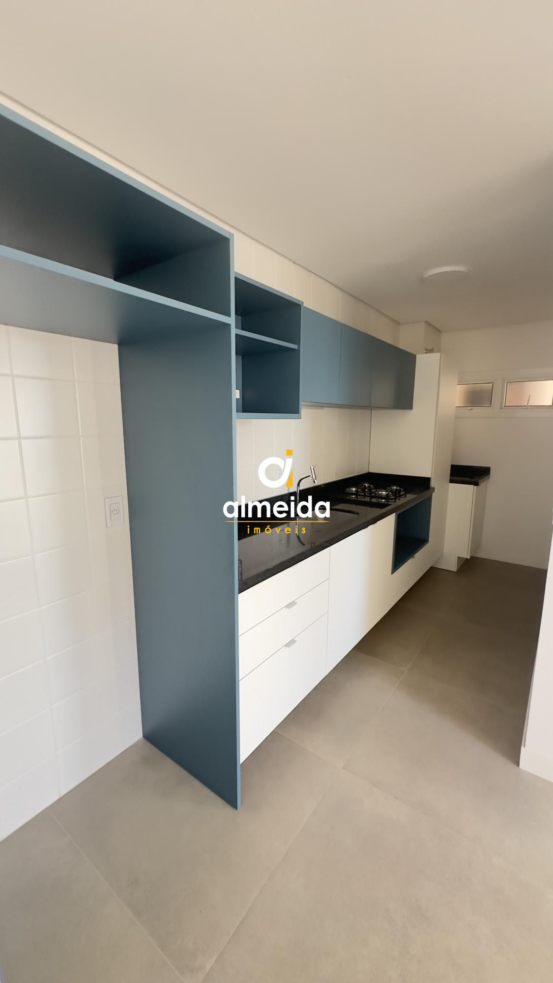 Residencial uniqo 1d com garagem prósimo a ufsm.