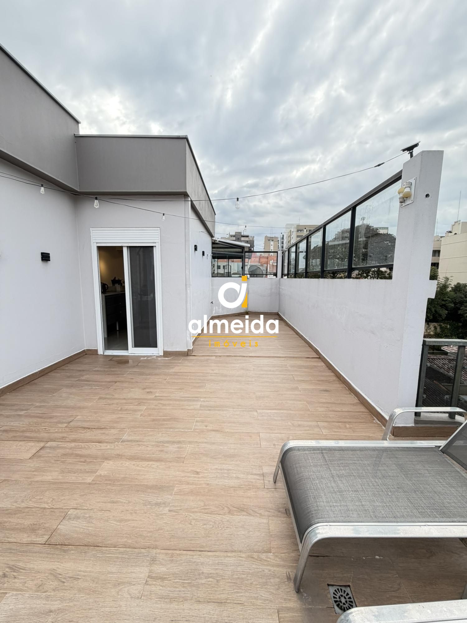 Apartamento duplex 3 quartos no centro de santa maria próxim