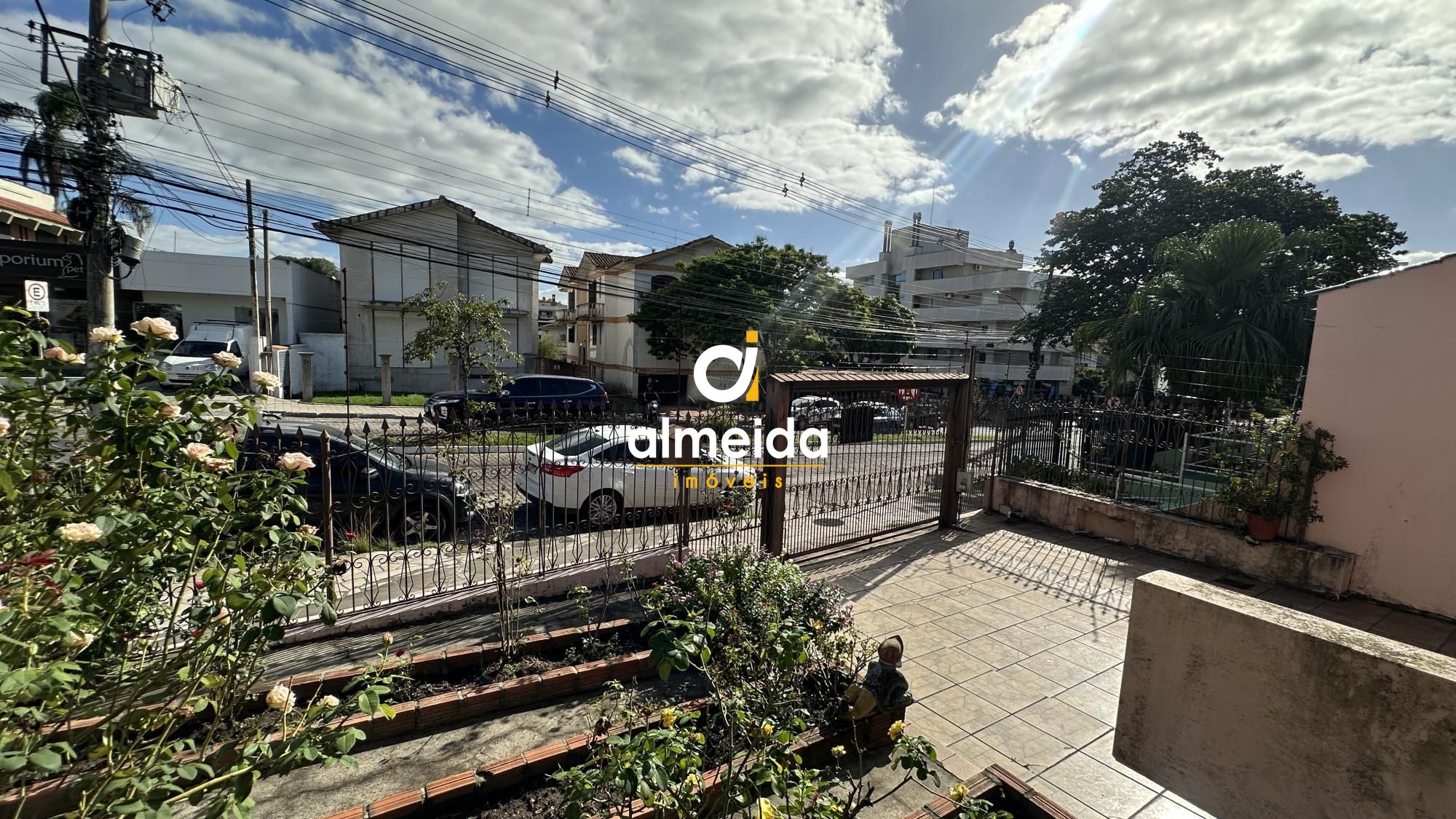 Casa à venda e aluguel com 3 quartos, 257m² - Foto 16