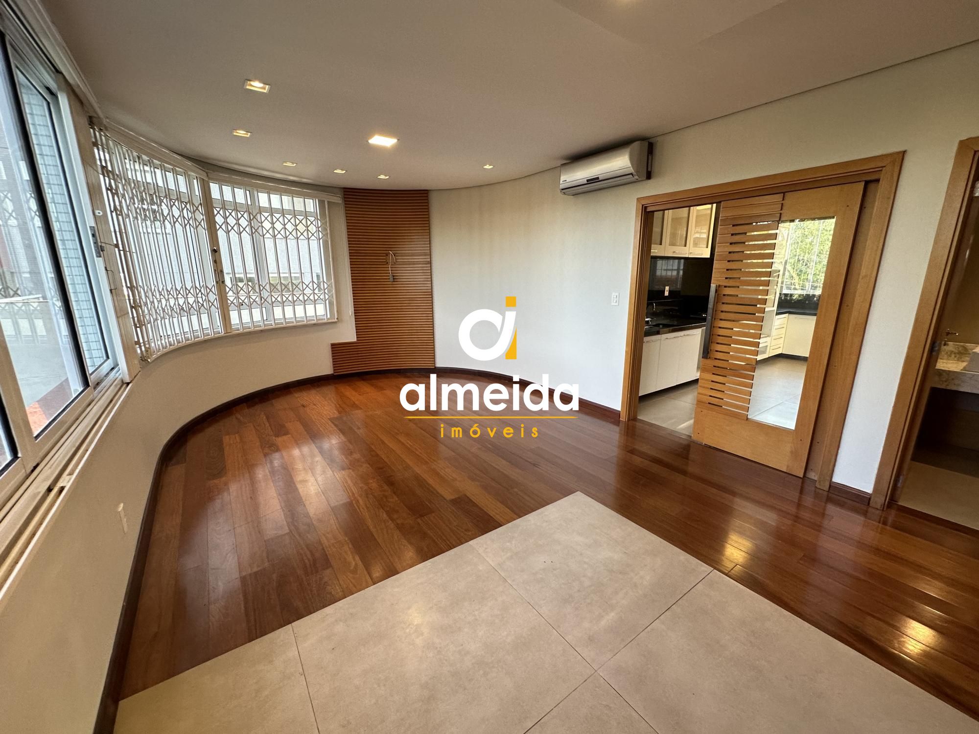 Apartamento à venda com 3 quartos, 221m² - Foto 29