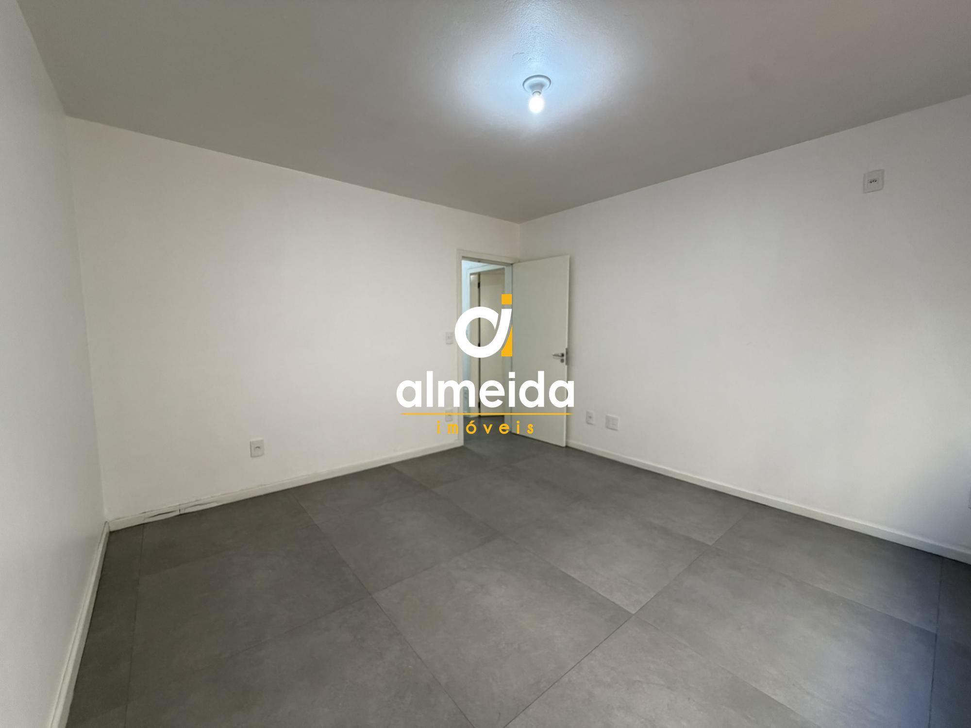 Apartamento 2 dormitórios à venda centro santa maria/rs