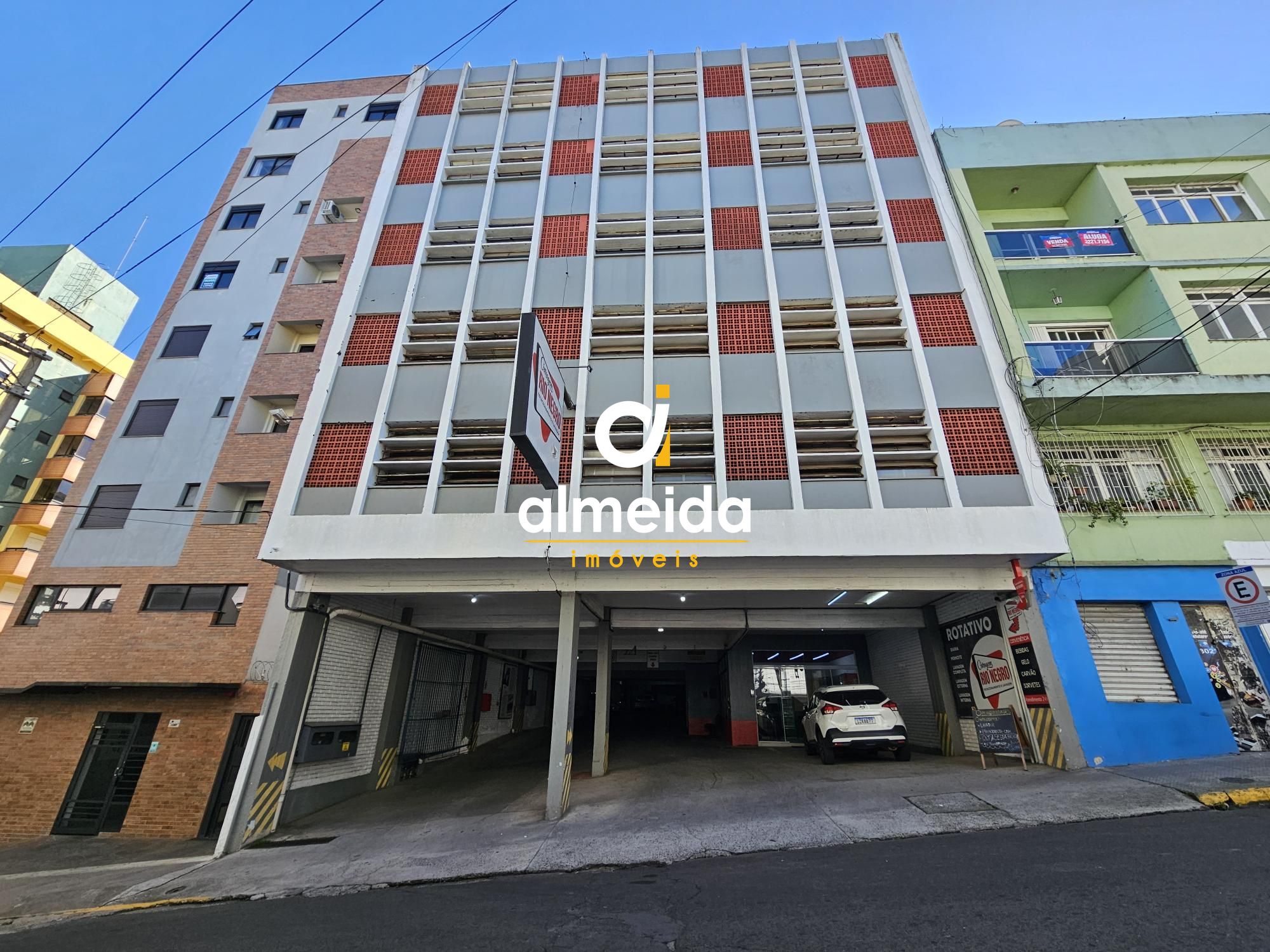 Sala comercial no centro de santa maria rs