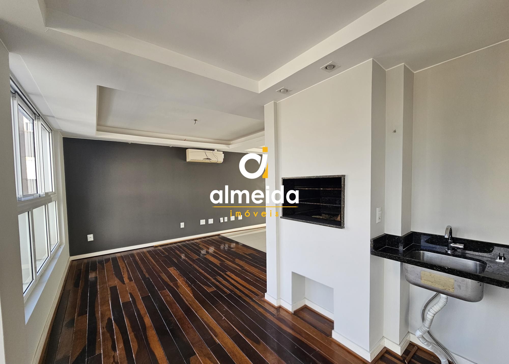 Apartamento 3 dormitorios no centro de santa maria rs.
