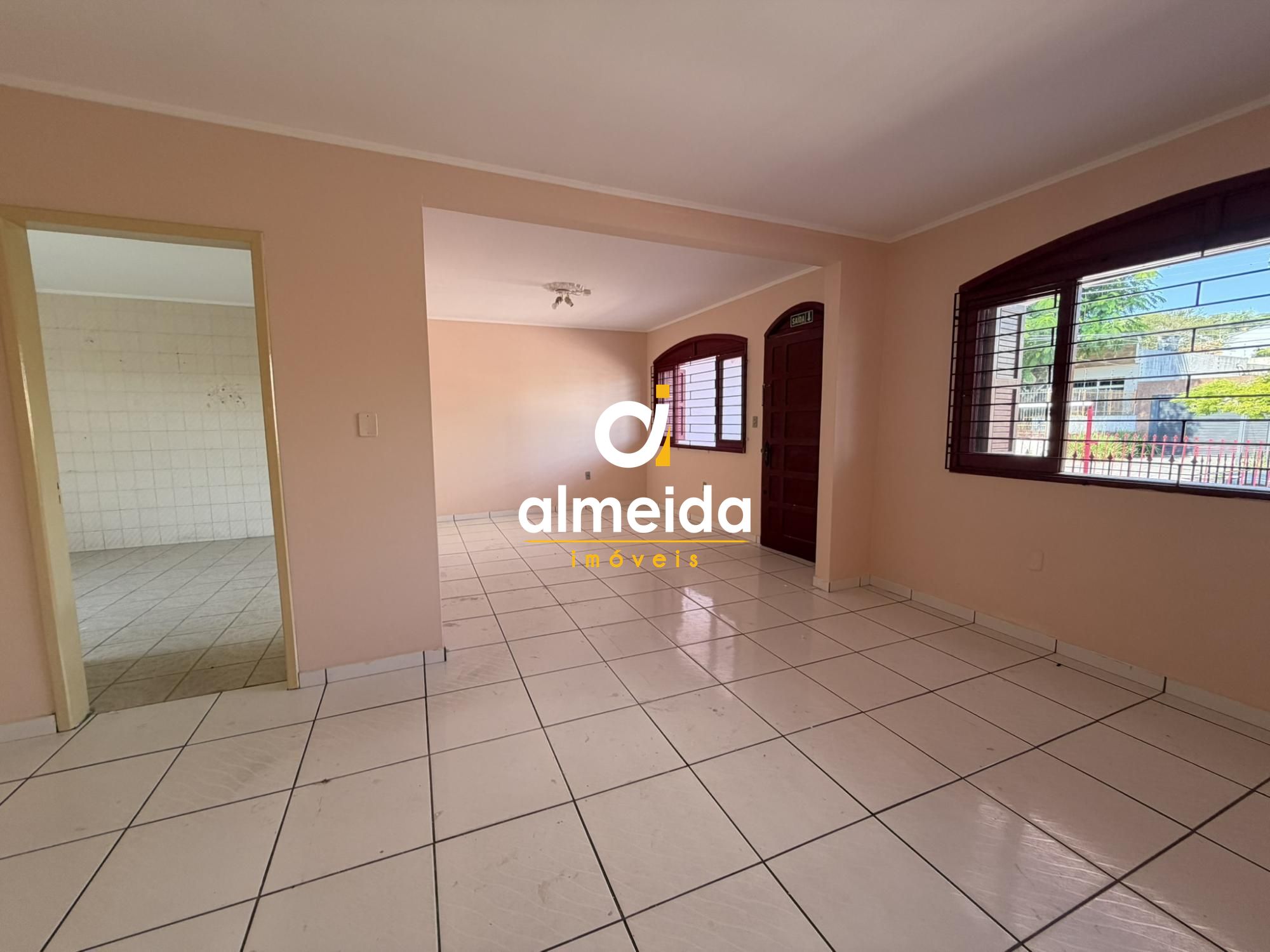 Excelente casa comercial no b. Nossa sra de lourdes.
