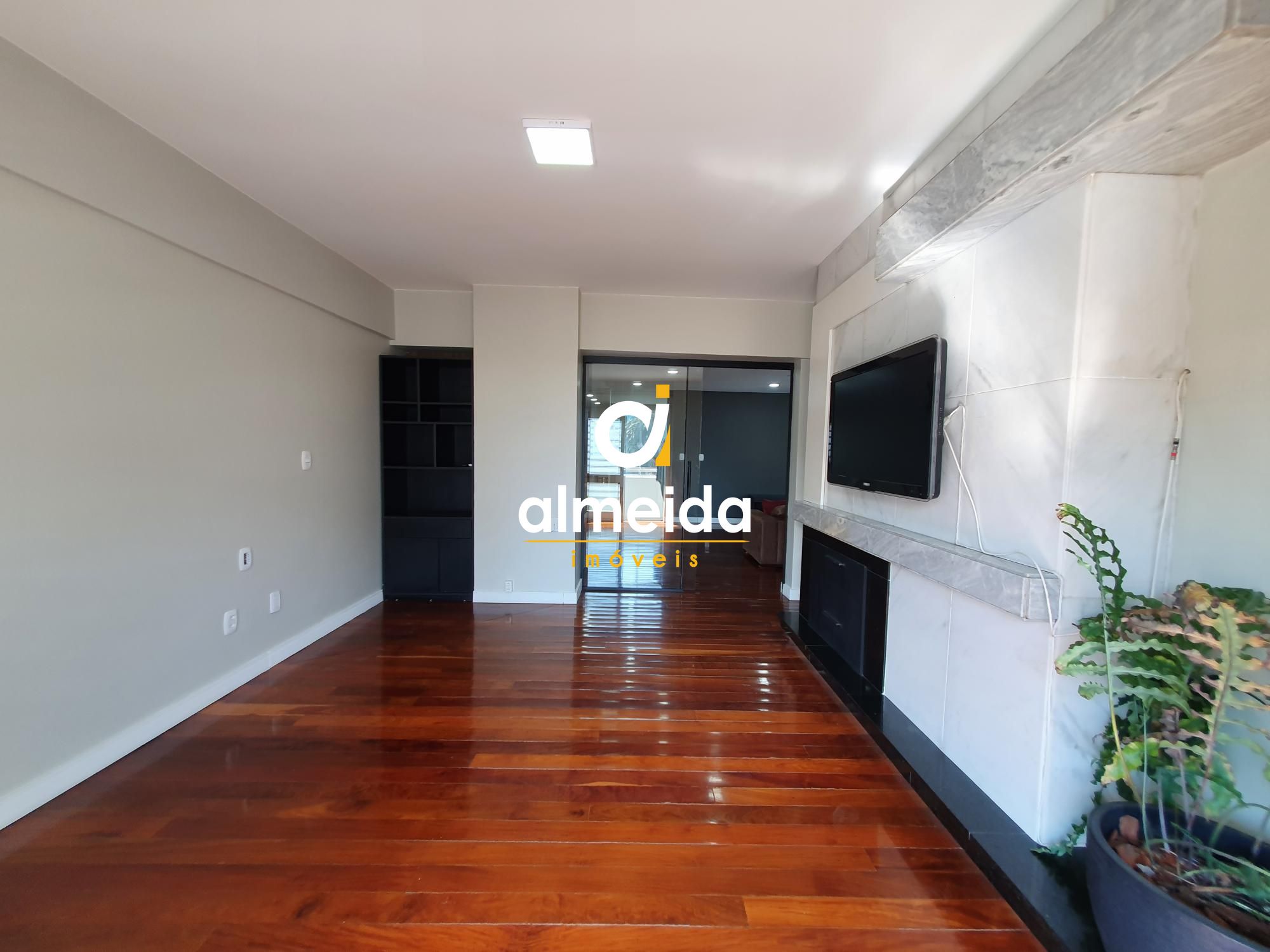 Apartamento à venda com 3 quartos, 217m² - Foto 21