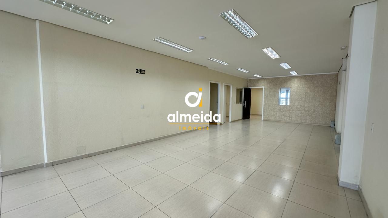 Conjunto Comercial-Sala para alugar com 7 quartos, 288m² - Foto 8