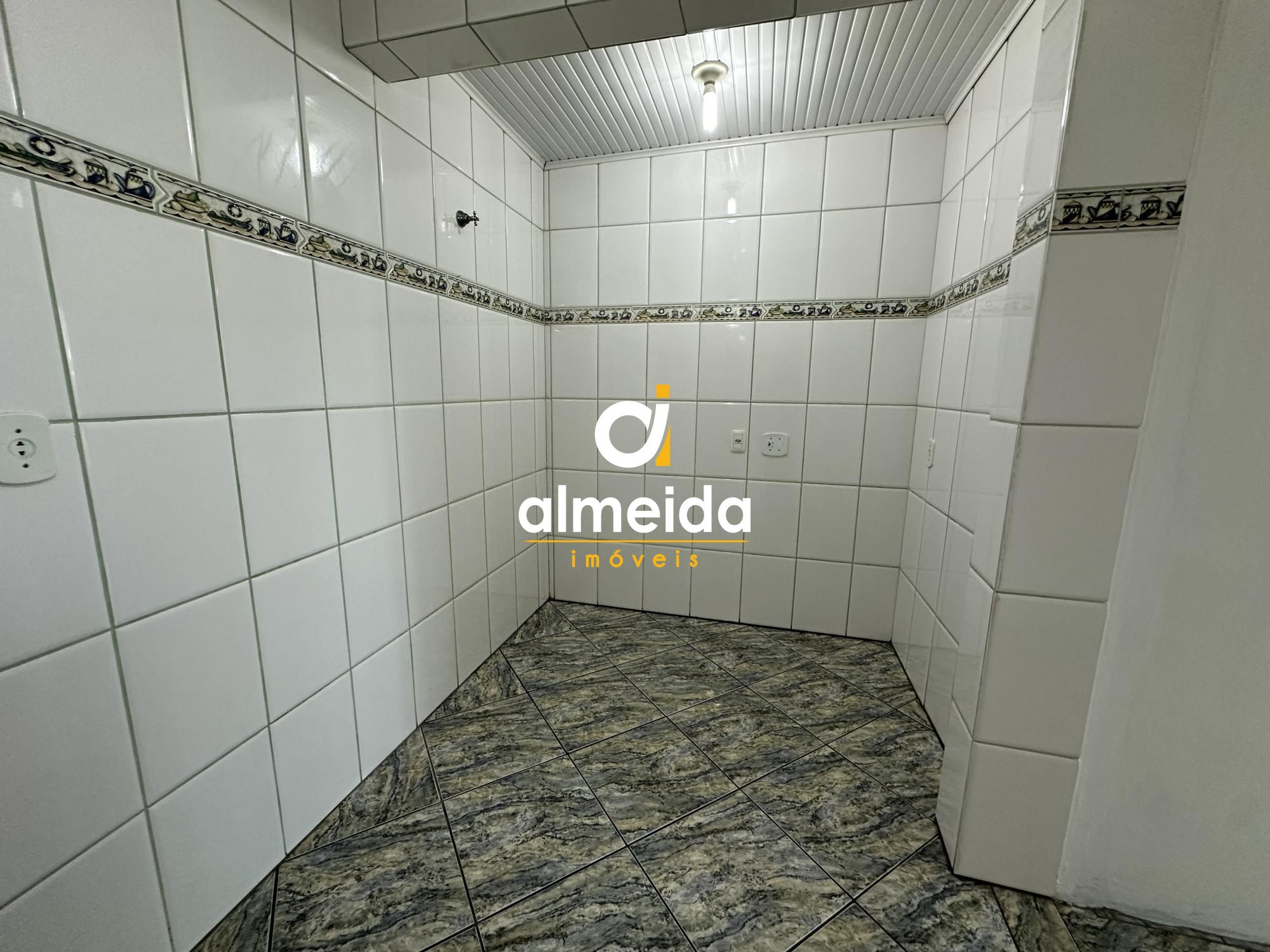 Apartamento para alugar com 3 quartos, 130m² - Foto 18