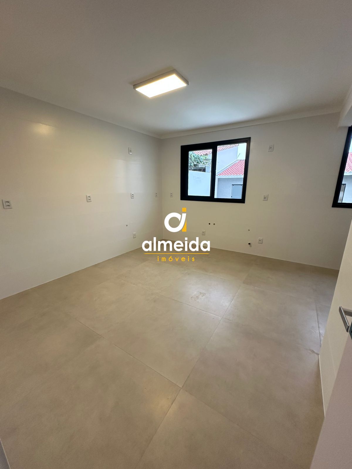 Casa alto padrão à venda com 5 dormitórios – santa maria/rs