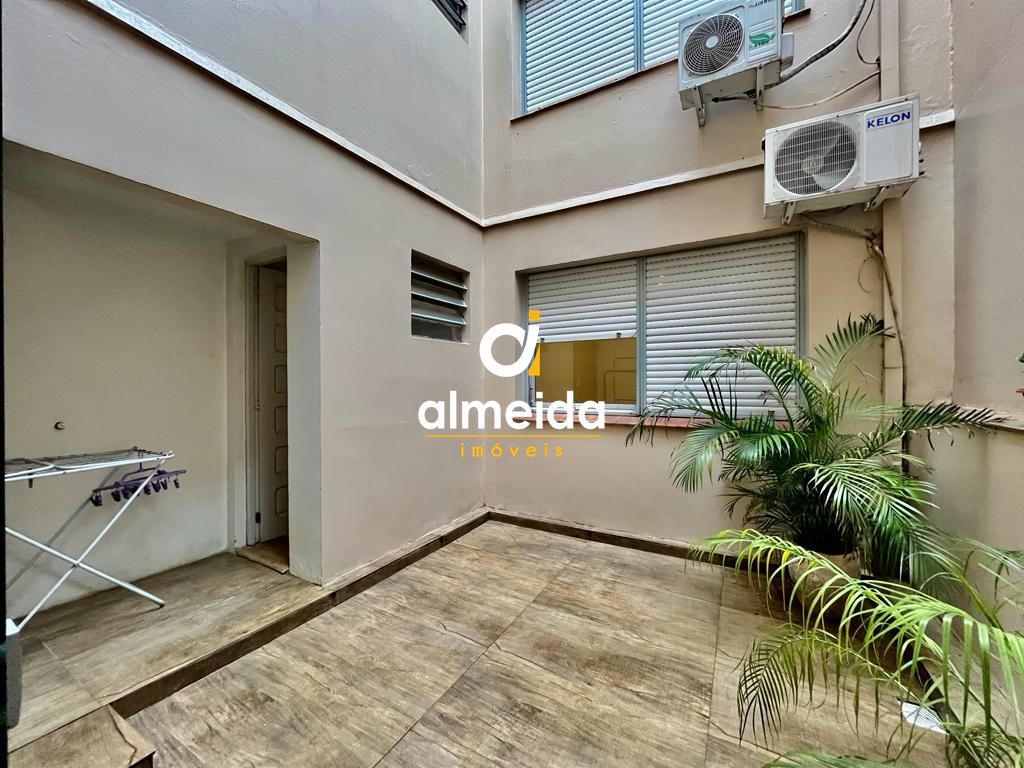 Apartamento no centro de santa maria com 2 dormitórios