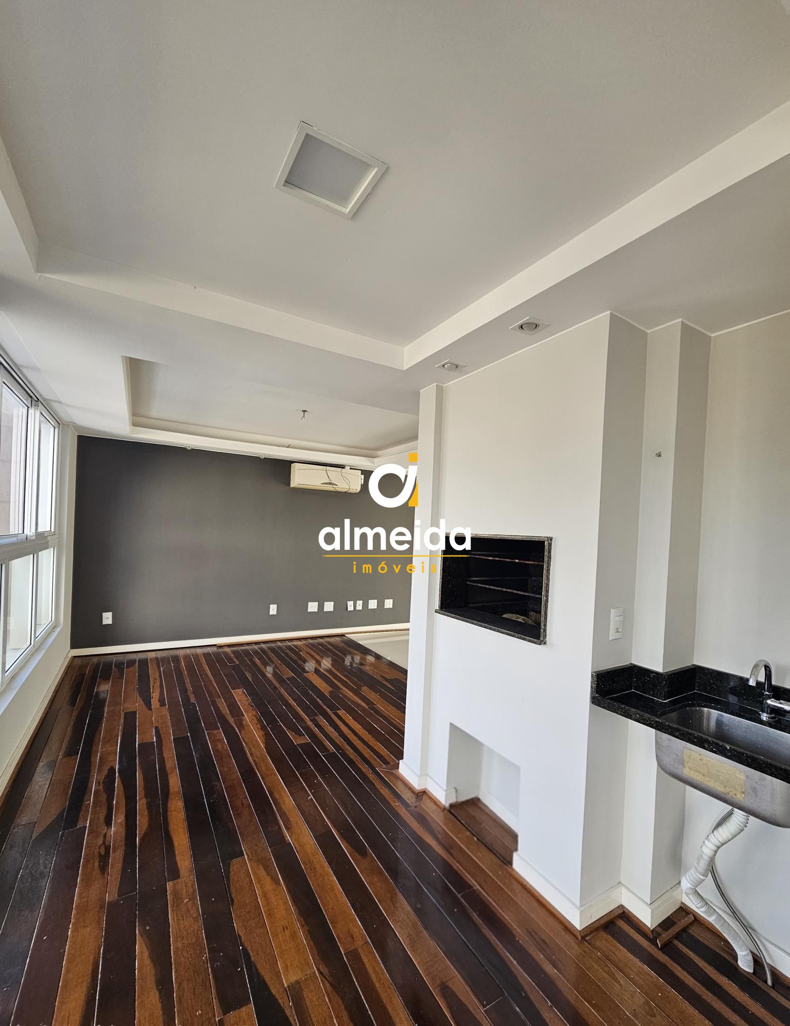 Apartamento 3 dormitorios no centro de santa maria rs.