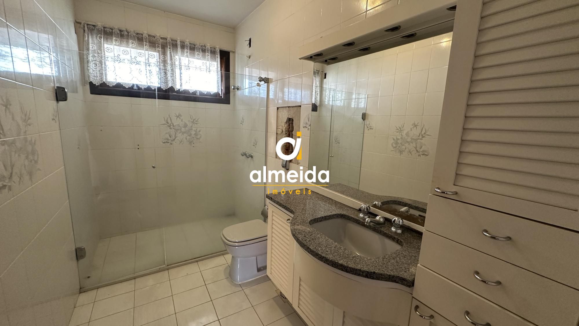 Casa à venda e aluguel com 3 quartos, 257m² - Foto 60