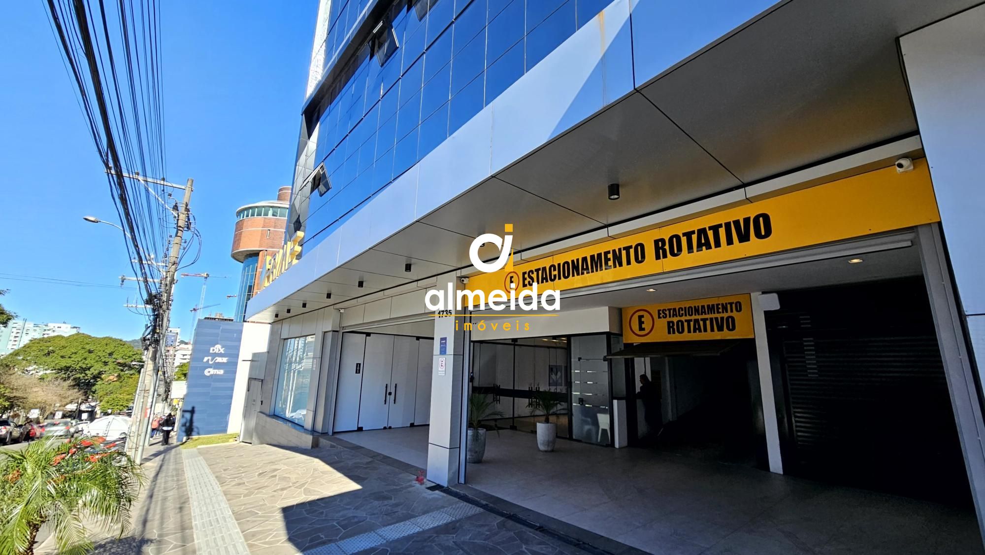 Sala comercial no centro