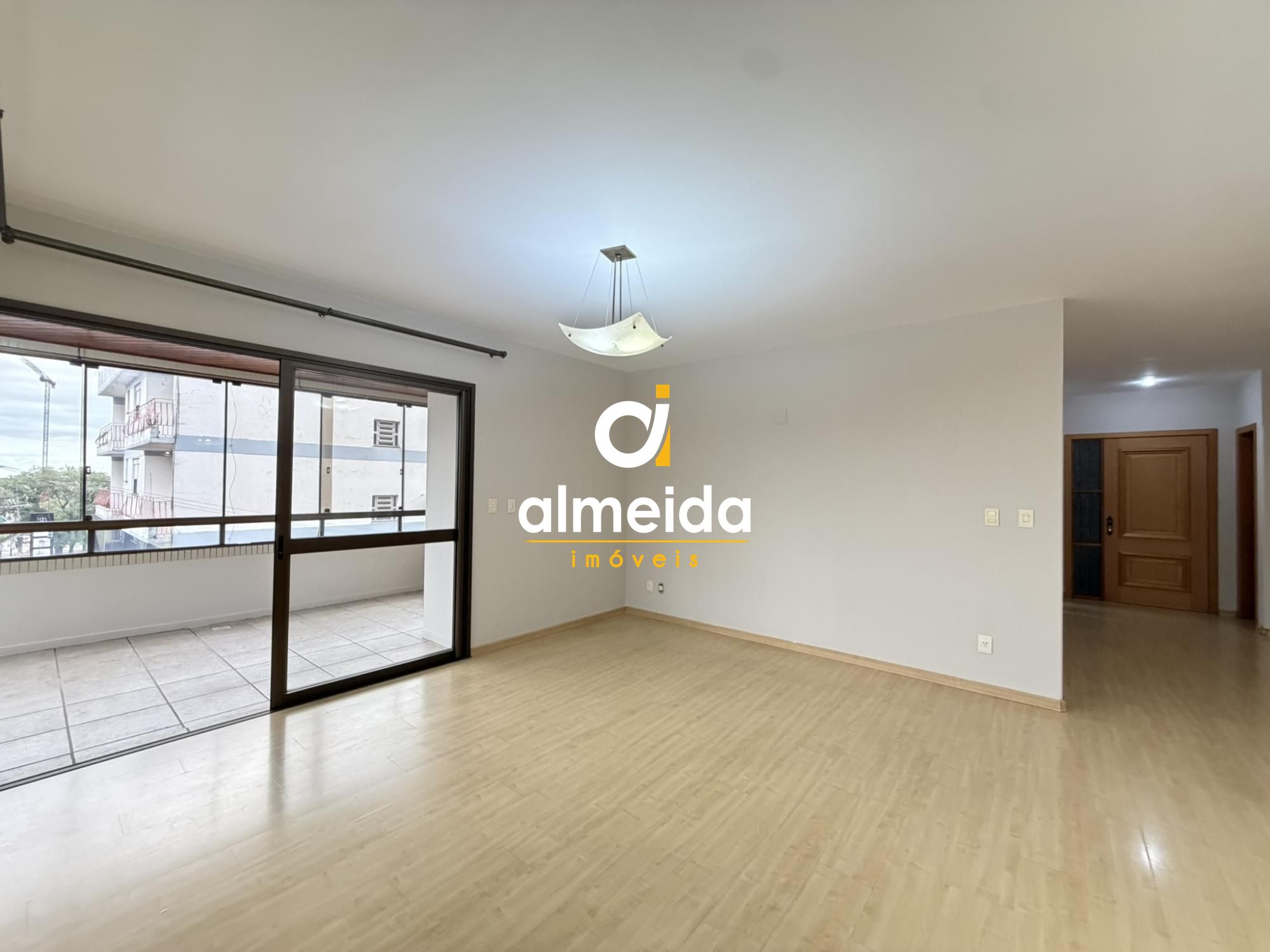 Apartamento 3 dormitorios em santa maria rs
