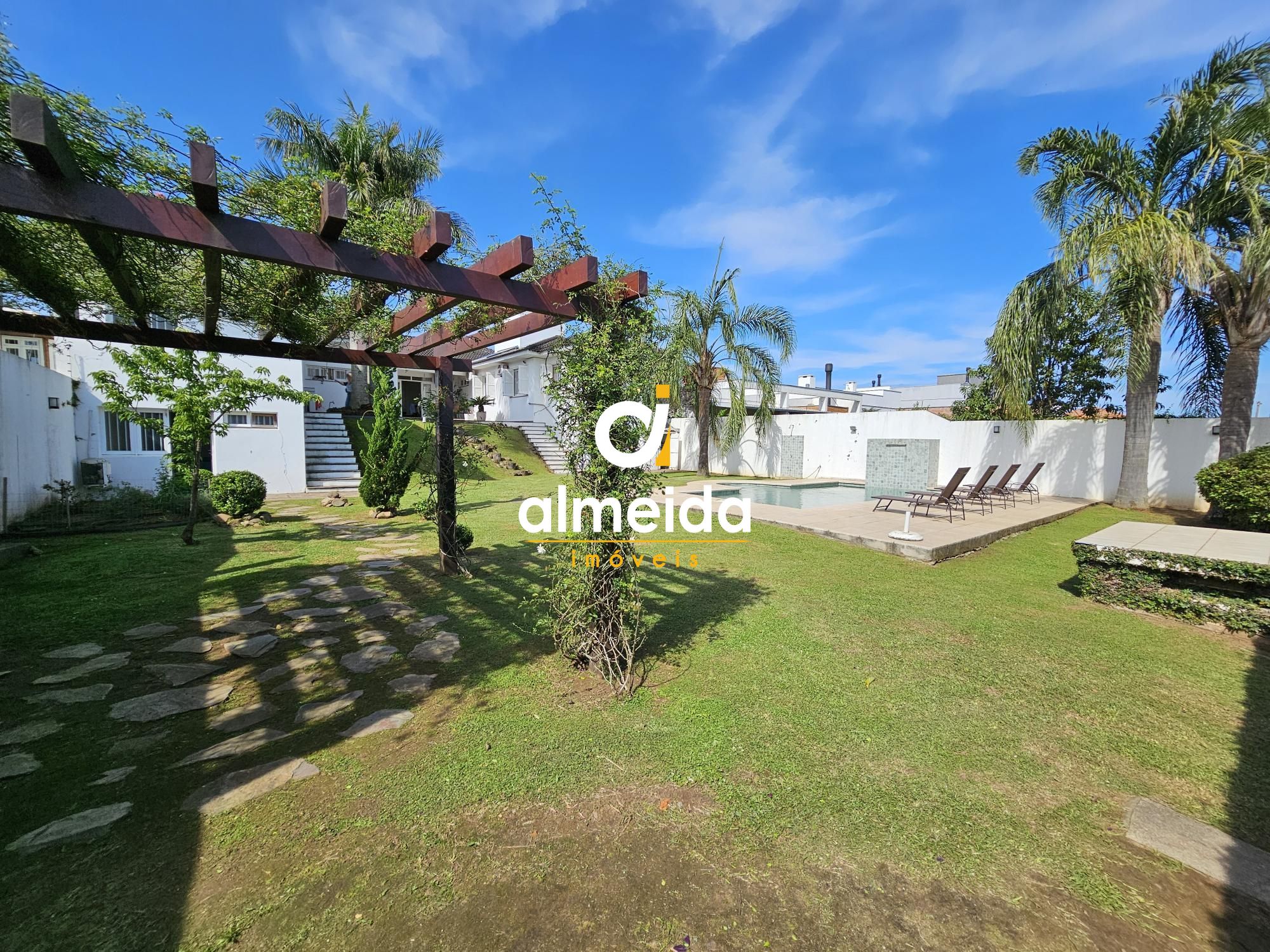 Casa, 4 quartos, 260 m² - Foto 32