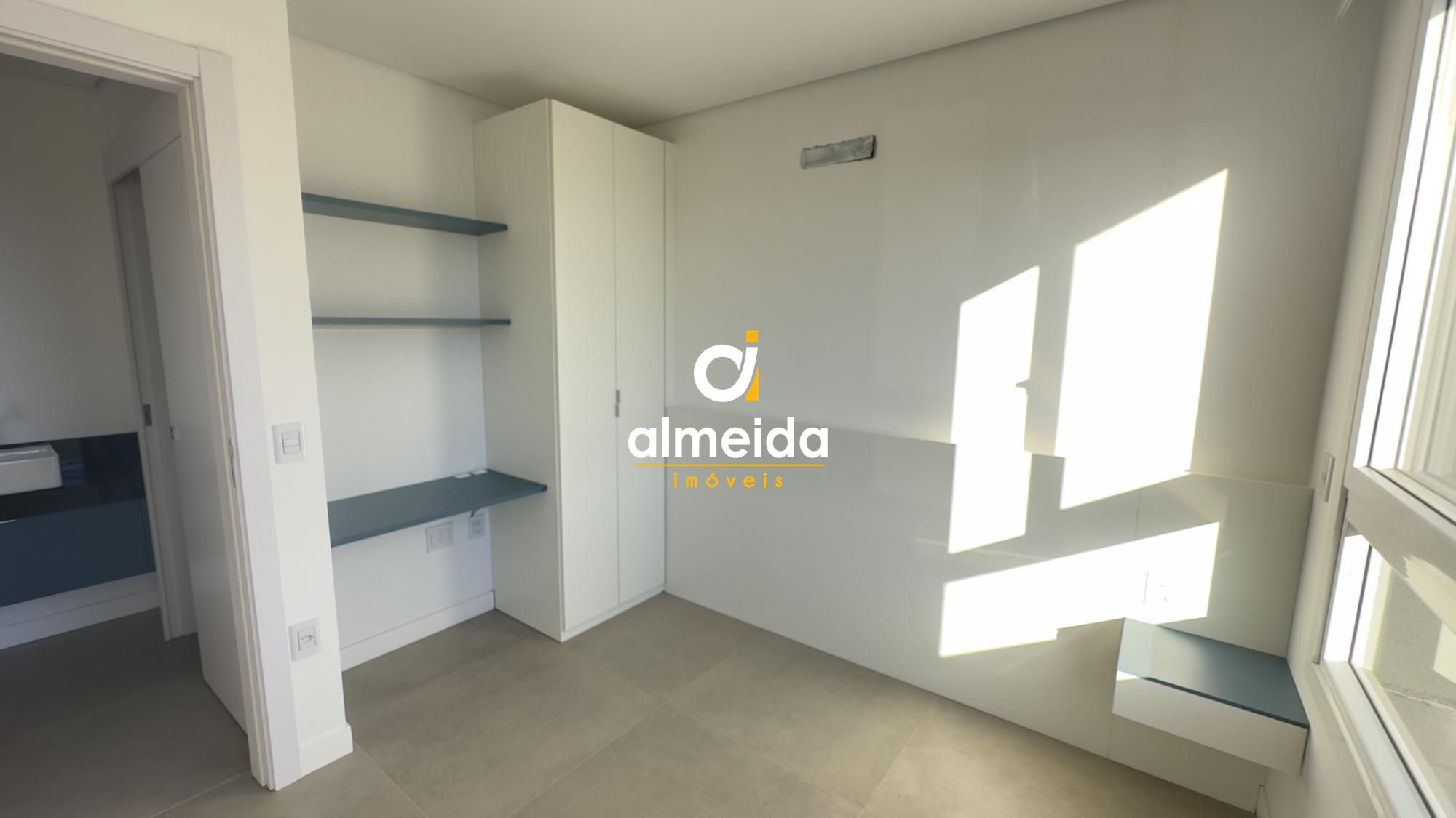 Residencial uniqo 1d com garagem prósimo a ufsm.