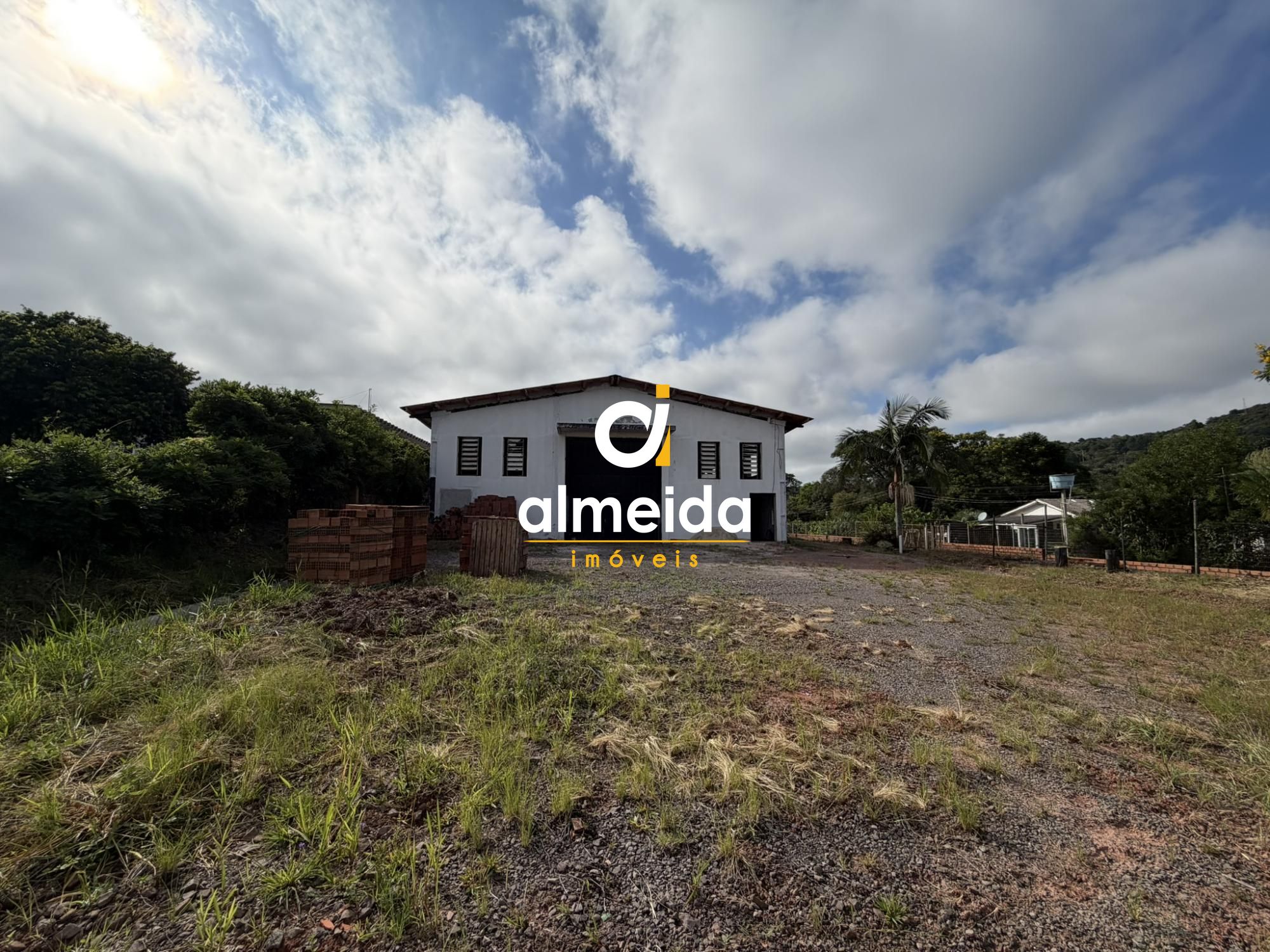 Pavilhão/galpão/depósito à venda  no Cerrito - Santa Maria, RS. Imóveis
