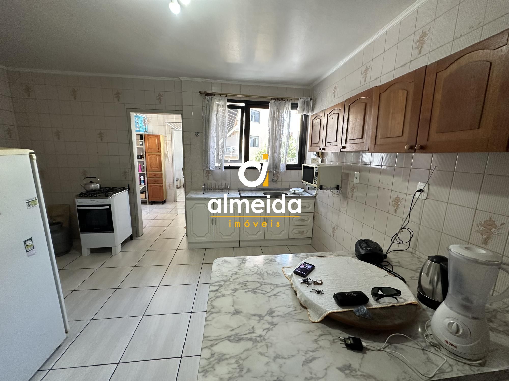 Apartamento à venda com 3 quartos, 197m² - Foto 18