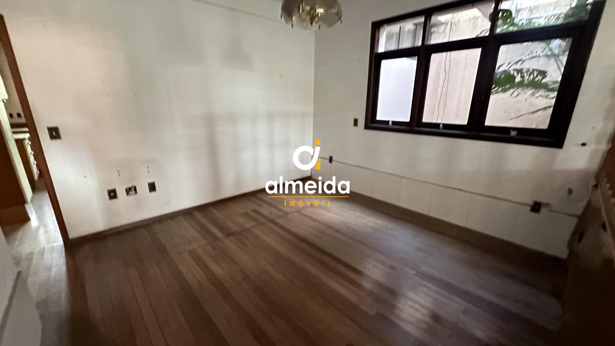 Casa à venda e aluguel com 3 quartos, 257m² - Foto 17