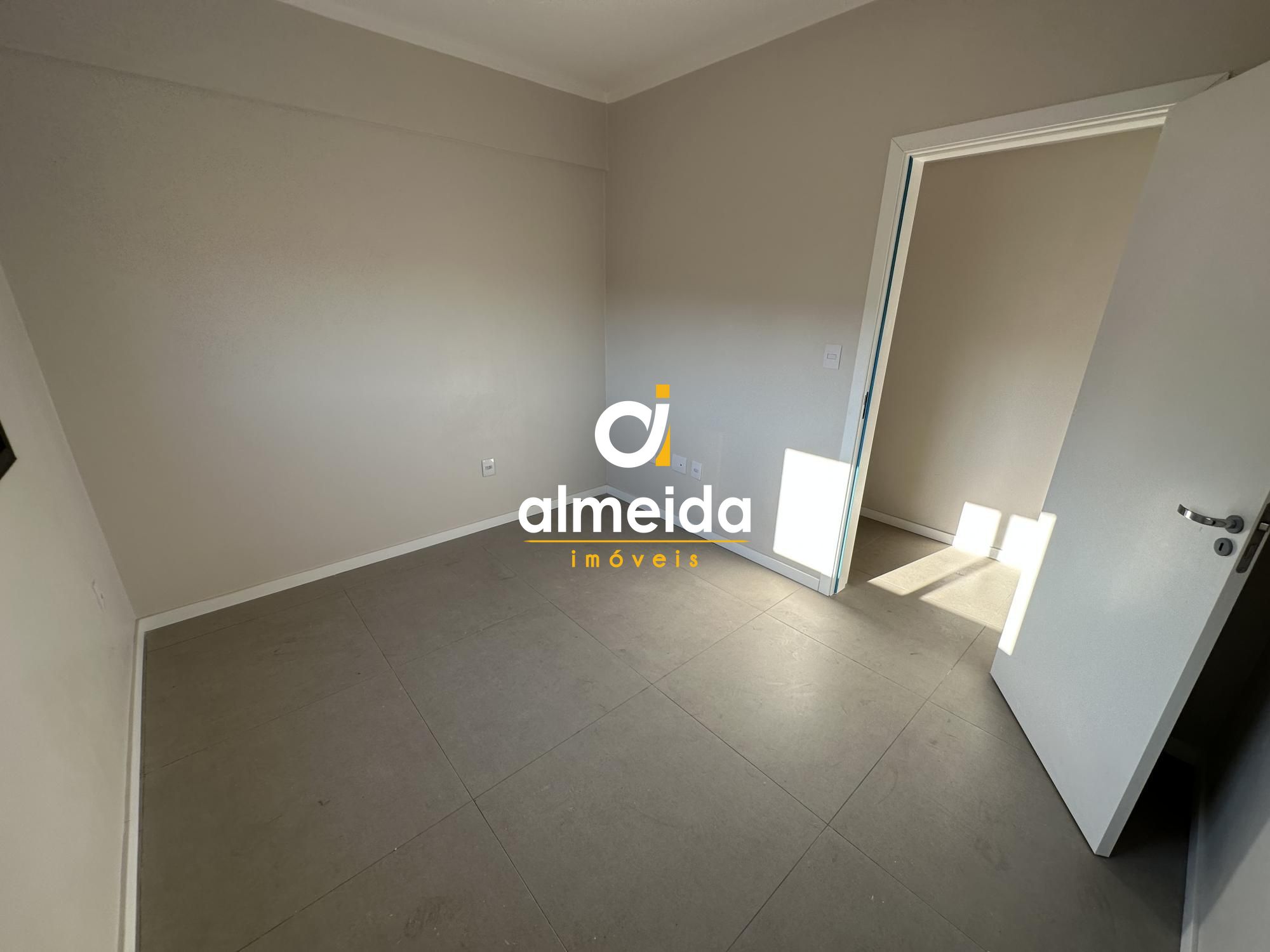 Apartamento à venda com 2 quartos, 93m² - Foto 12