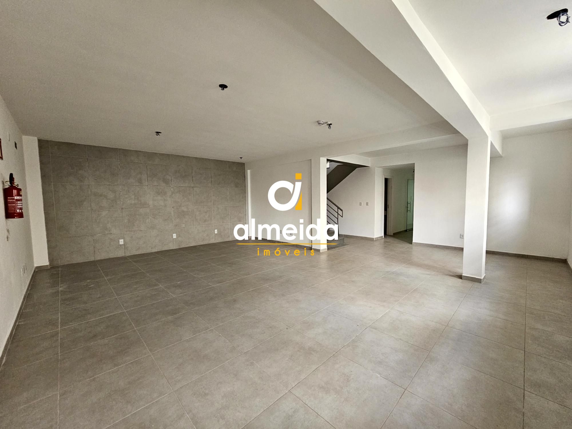 Conjunto Comercial-Sala à venda e aluguel com 14 quartos, 739m² - Foto 20