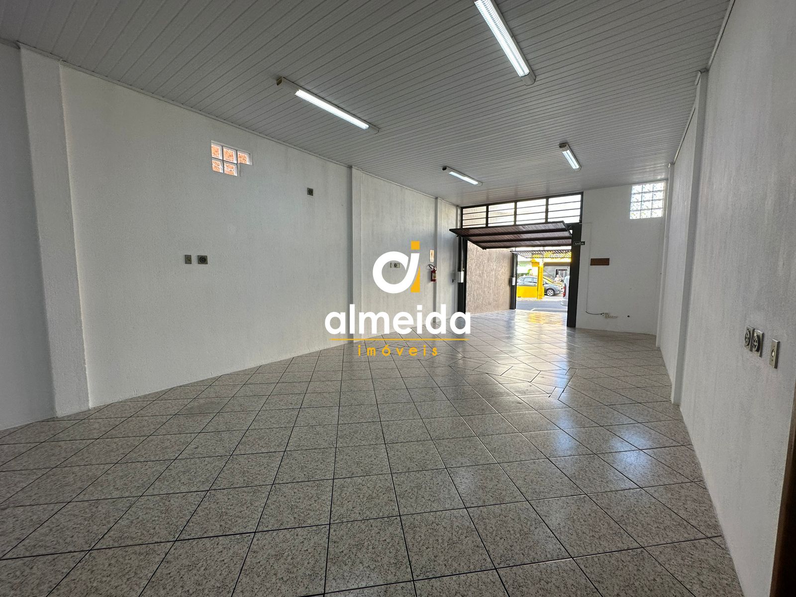 Conjunto Comercial-Sala para alugar com 1 quarto, 99m² - Foto 15