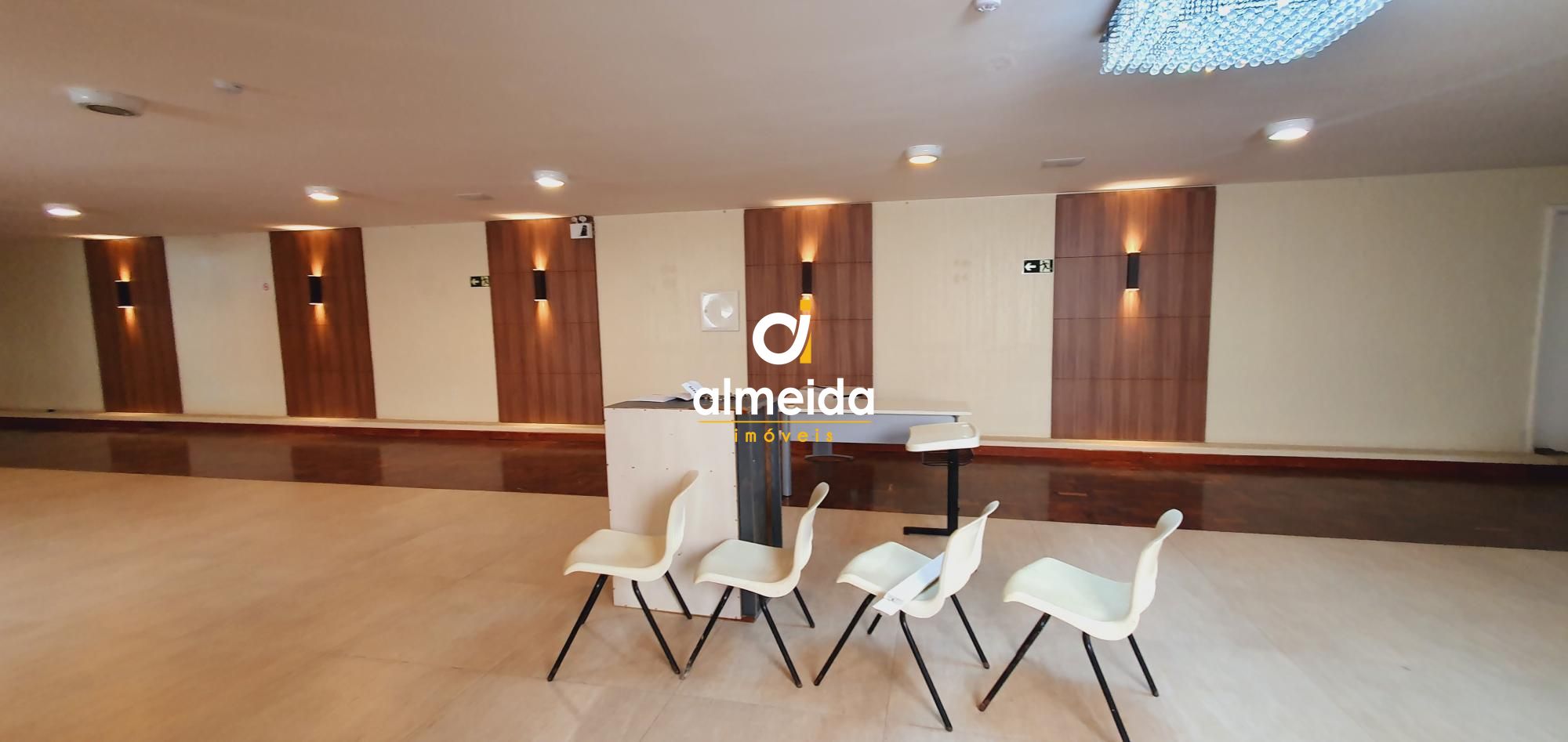 Prédio Inteiro para alugar com 8 quartos, 1332m² - Foto 5