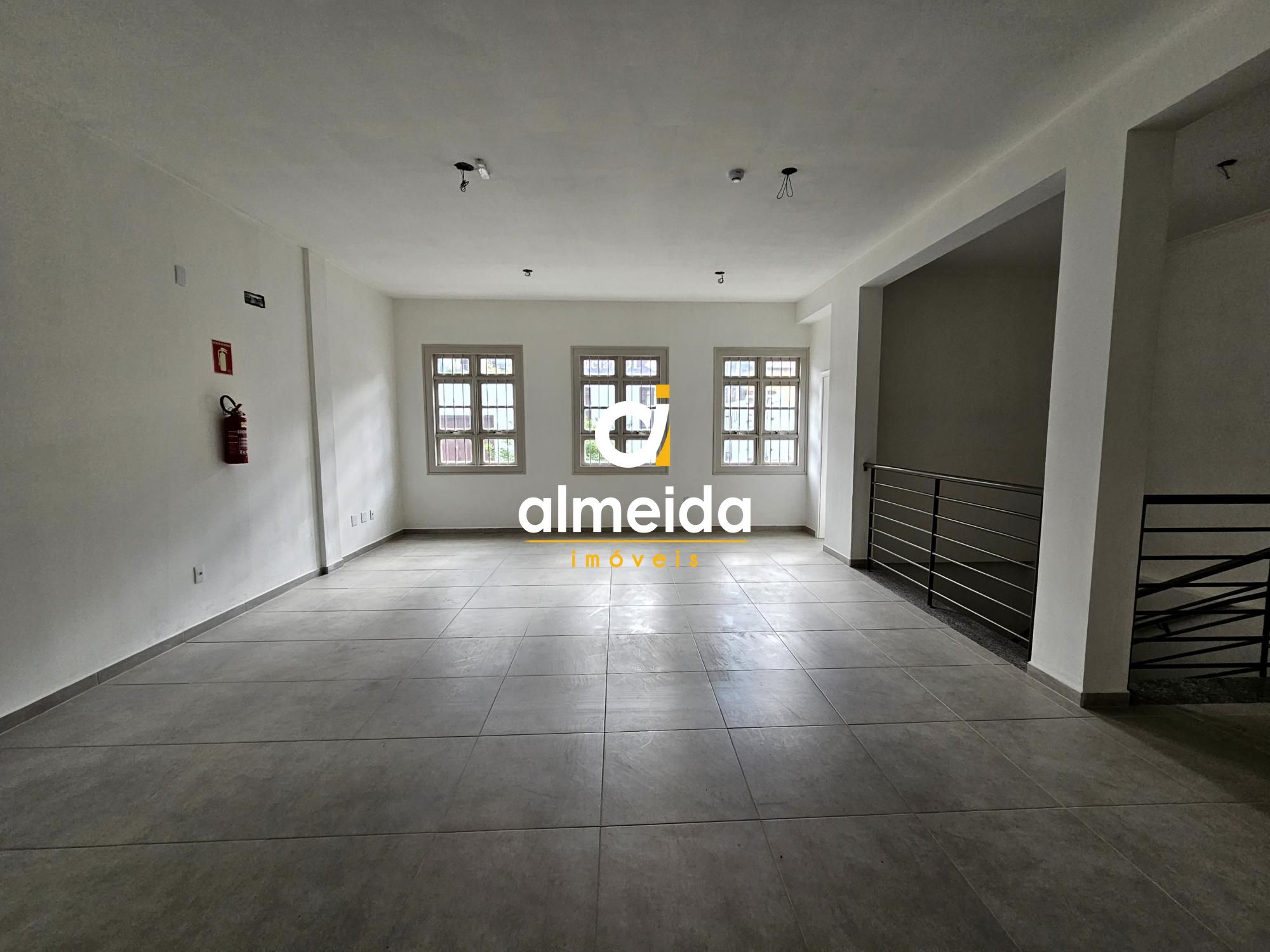 Conjunto Comercial-Sala à venda e aluguel com 14 quartos, 739m² - Foto 46