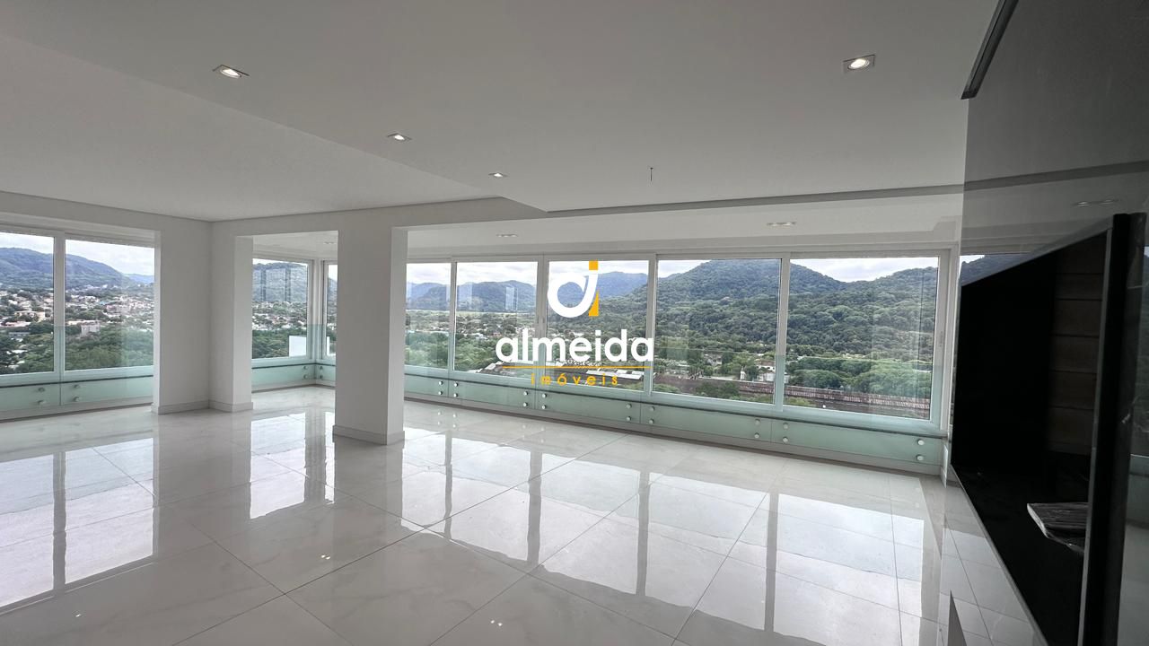 Apartamento alto padrão