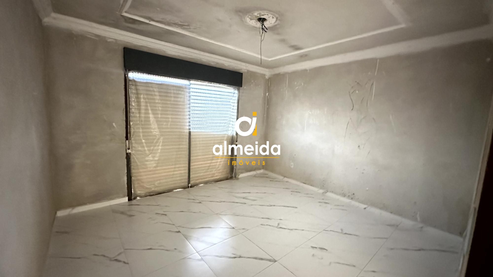 Casa Comercial à venda com 8 quartos, 500m² - Foto 33