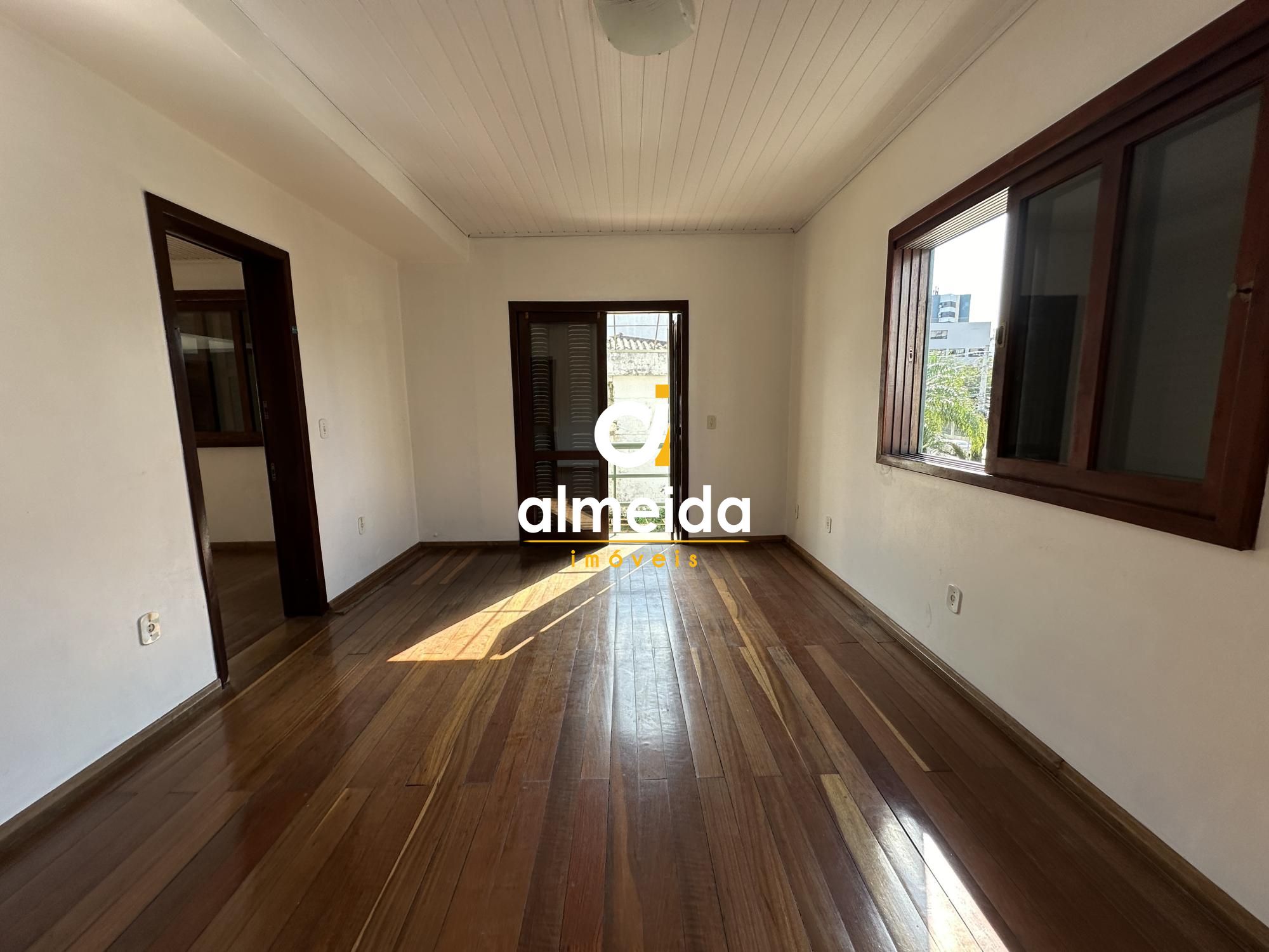 Apartamento para alugar com 3 quartos, 130m² - Foto 26