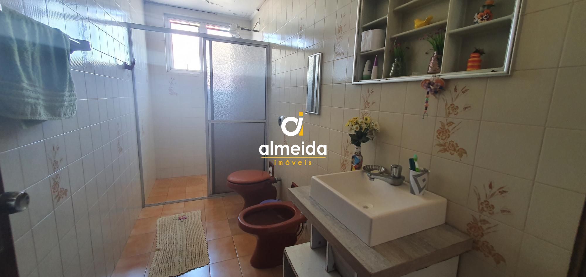 Apartamento à venda com 3 quartos, 122m² - Foto 13