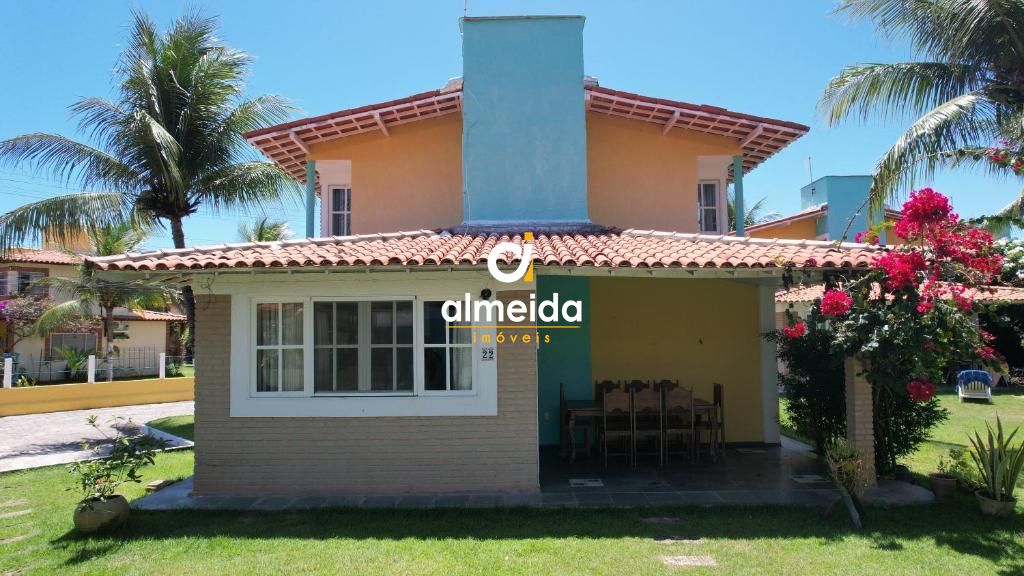 Casa à venda com 3 quartos, 103m² - Foto 1