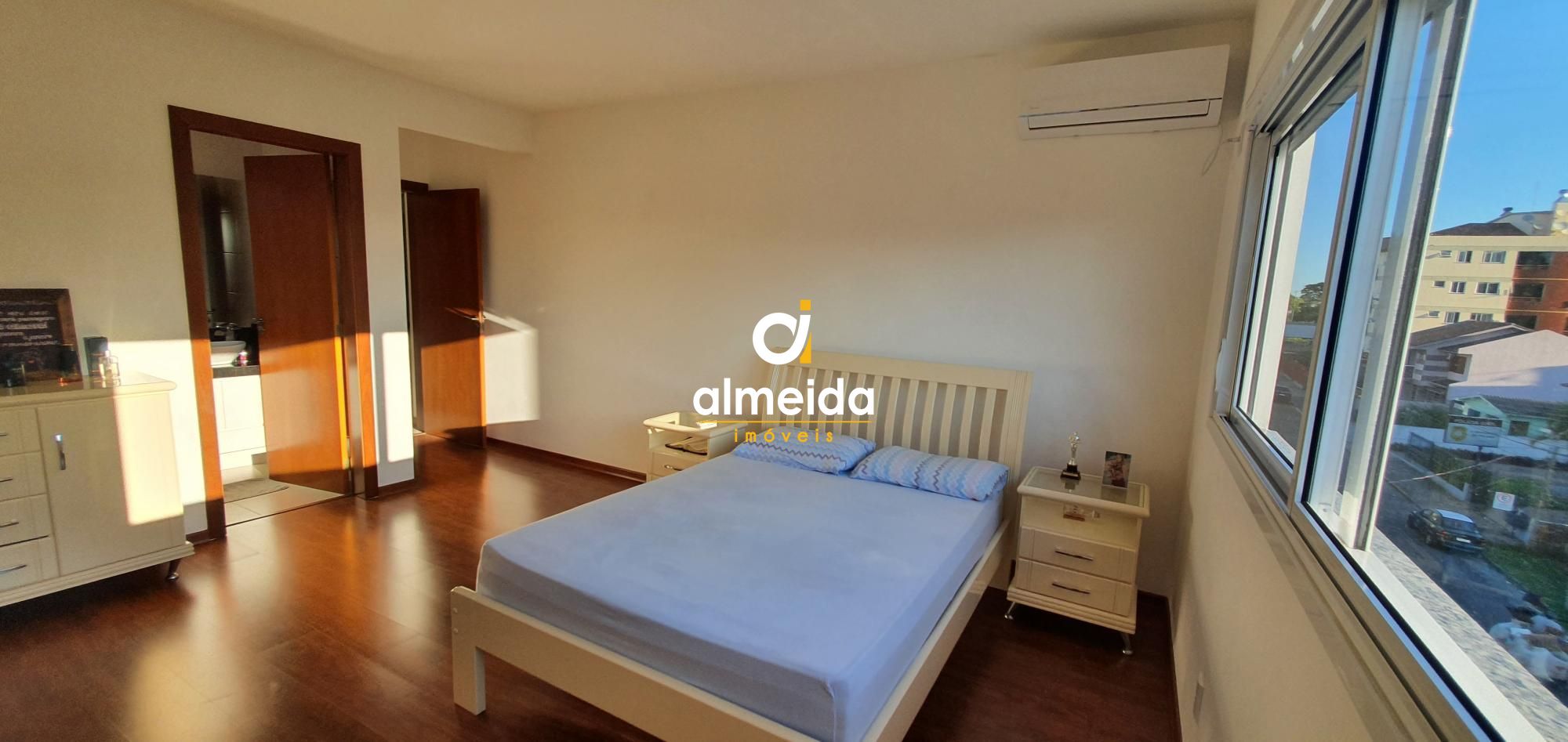 Apartamento à venda com 3 quartos, 116m² - Foto 12