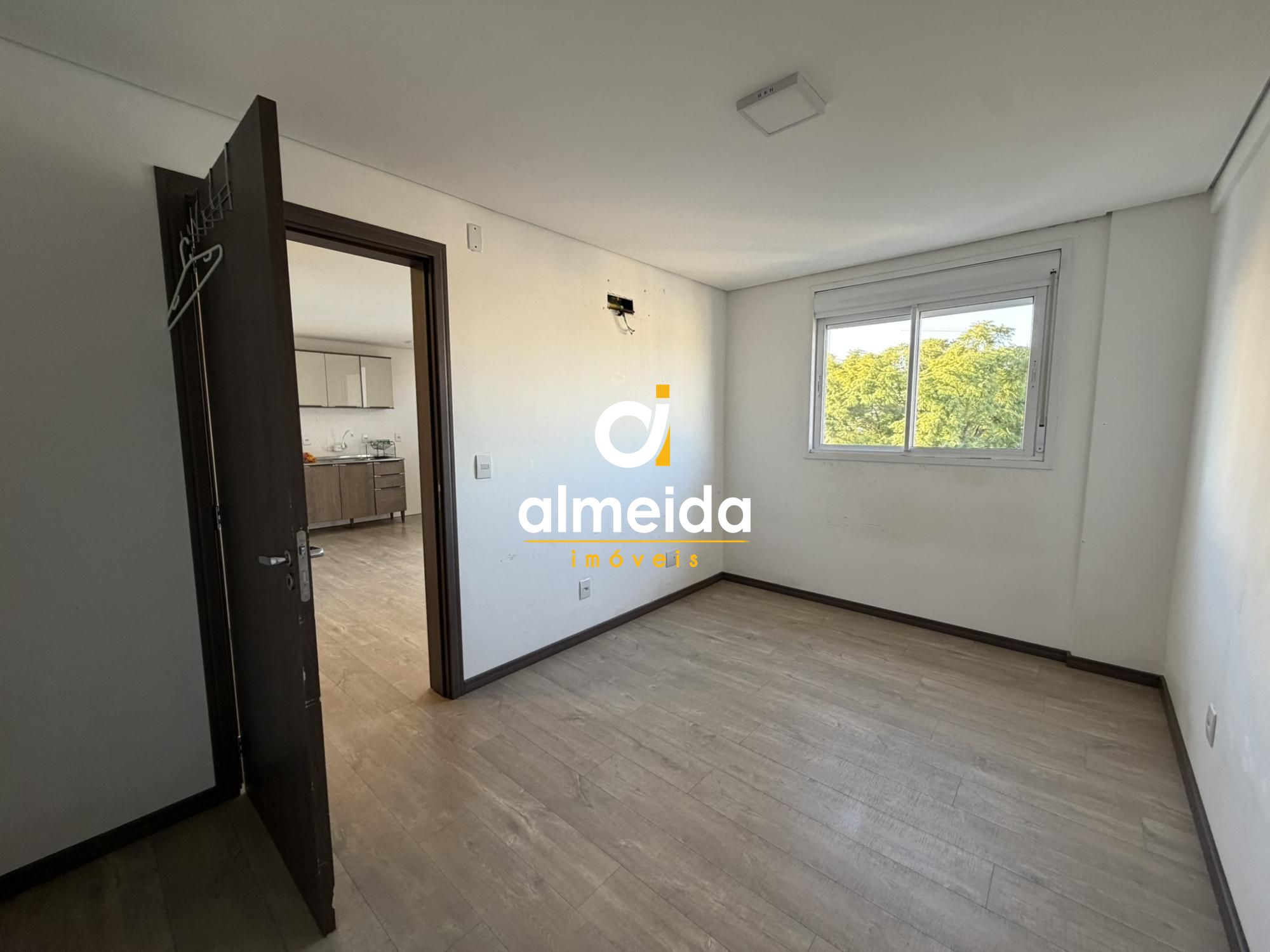Apartamento 1 quarto, sacada, garagem ao lado do fleming.